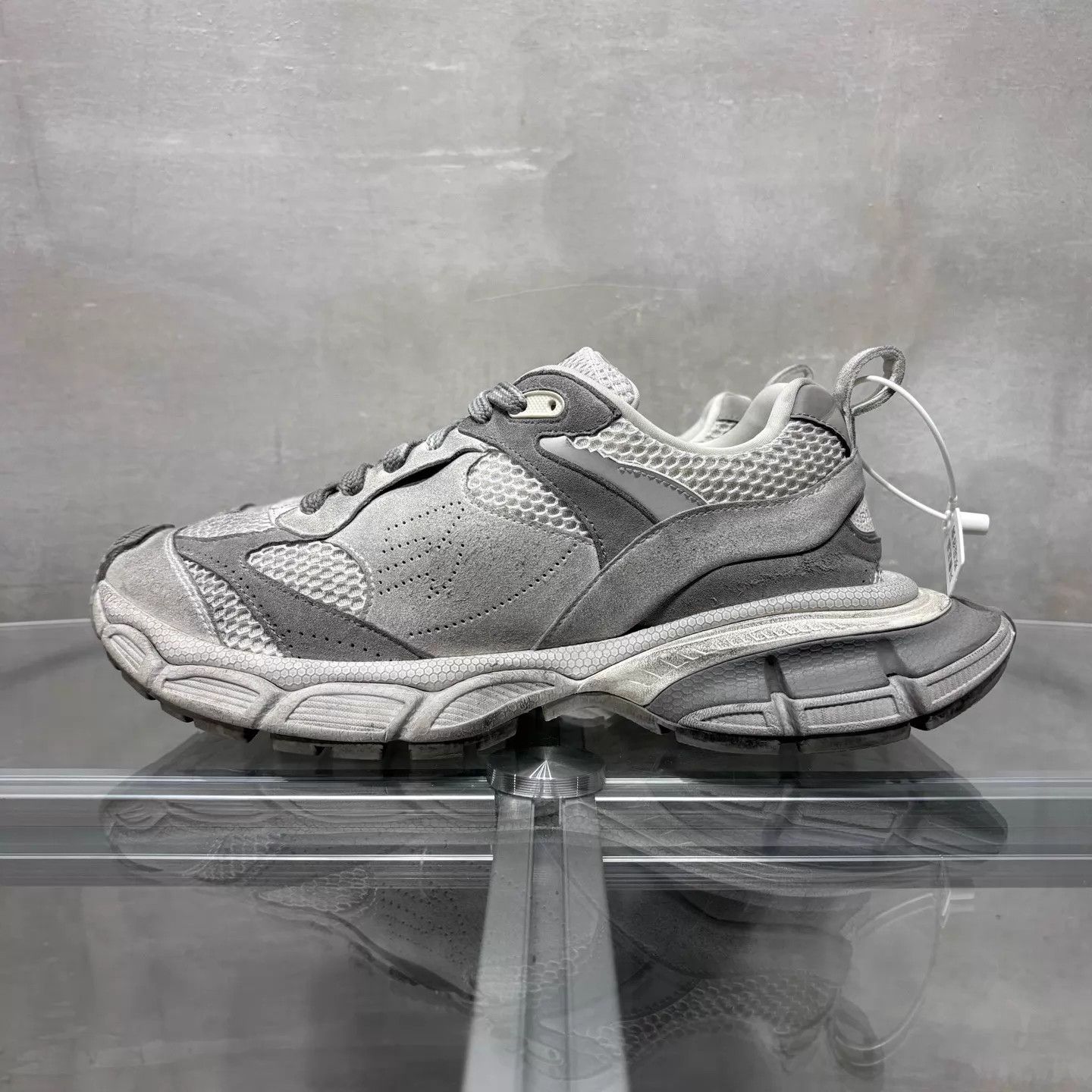 Balenciaga Balenciaga Gray Suede Colorblock Dad Shoe 42 YH28797 Size US 9 / EU 42 - 3 Thumbnail