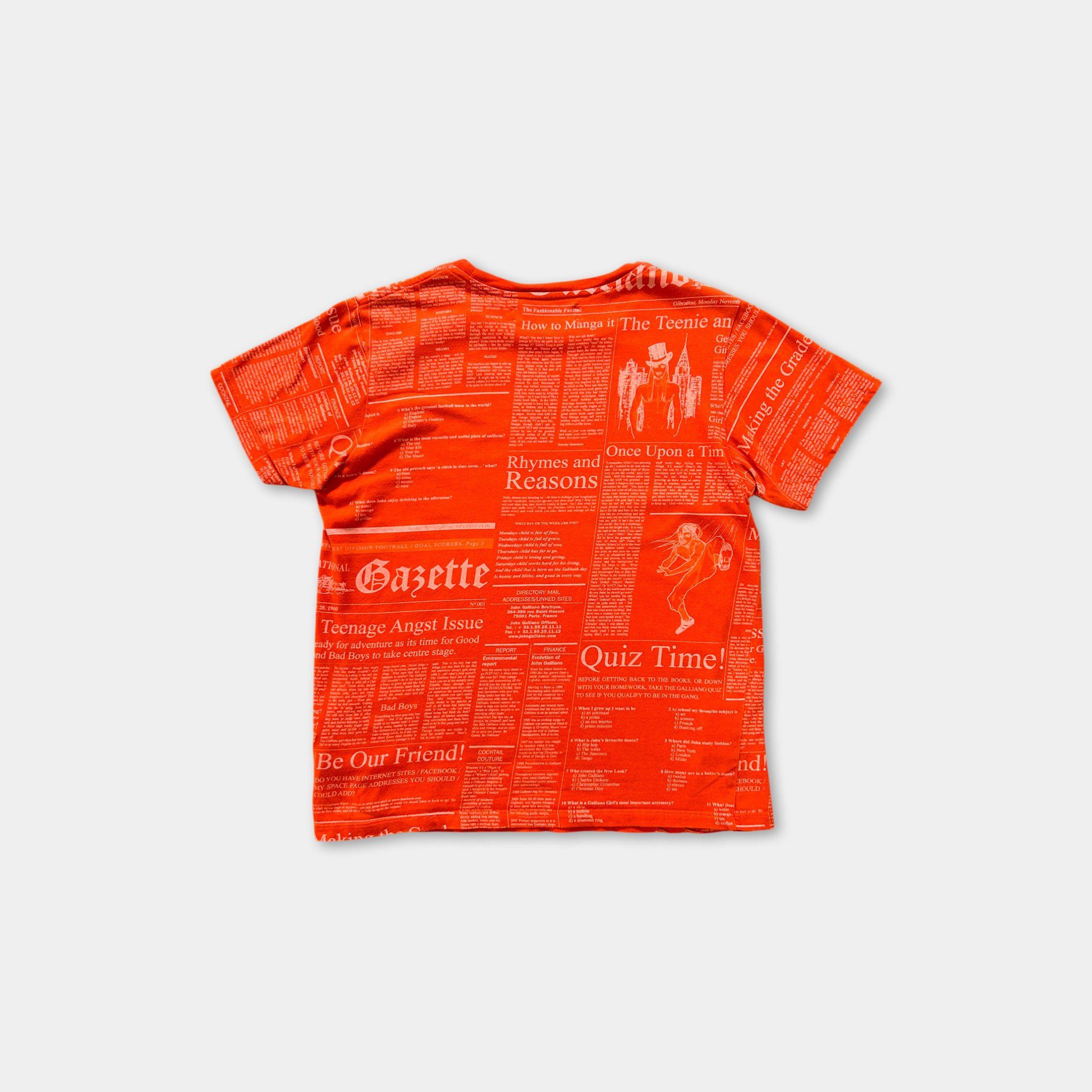 John Galliano John Galliano Newspaper Print Tee Size US S / EU 44-46 / 1 - 6 Thumbnail