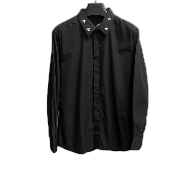 Givenchy Givenchy givenchy's latest black metal star logo shirt -25 Size US XL / EU 56 / 4 - 1 Thumbnail