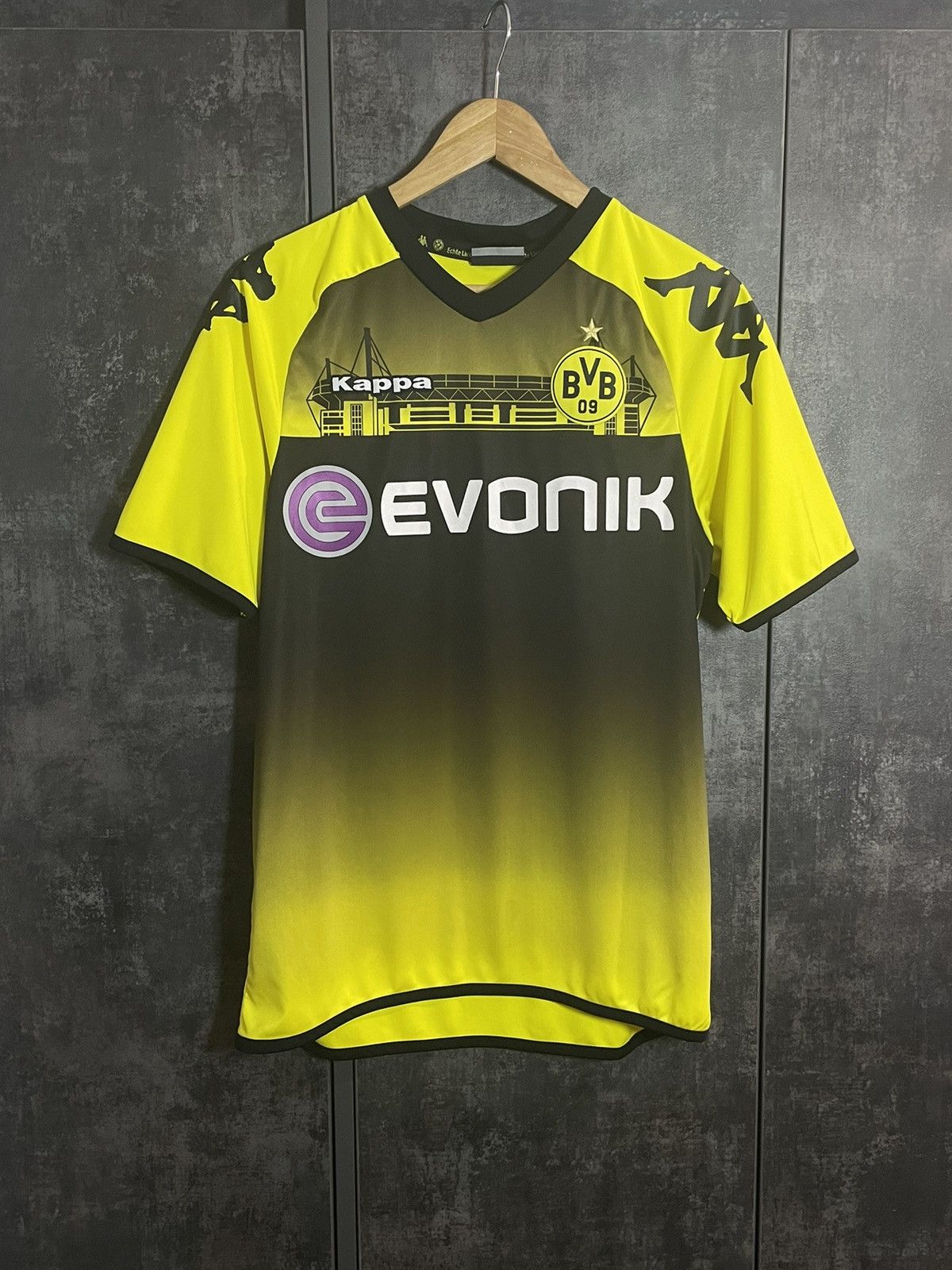 Kappa × Vintage Very Rare 2011 Kappa Borussia Dortmund Special Soccer Jersey Size US M / EU 48-50 / 2 - 2 Thumbnail