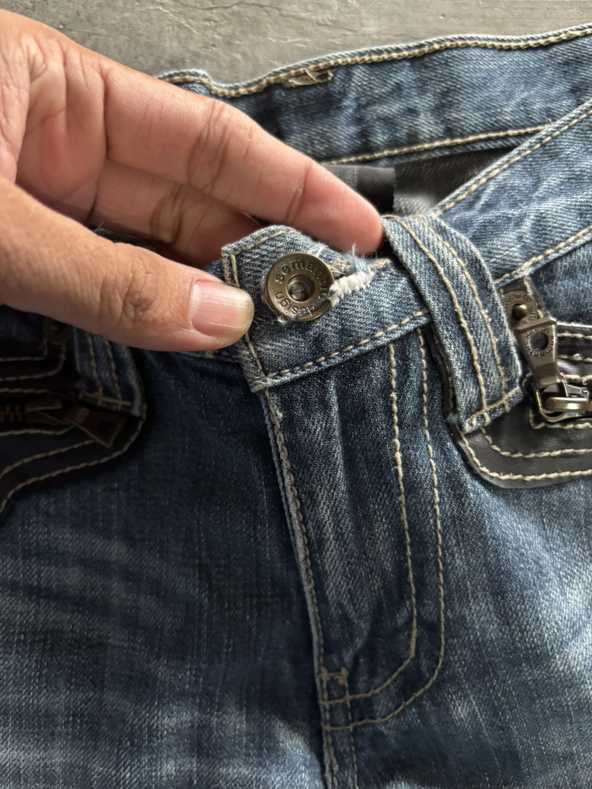 Hysteric Glamour × semanticdesign SICK FLARE DISTRESSED SEMANTIC DESIGN WASHED LEATHER POCKET Size US 29 - 3 Thumbnail