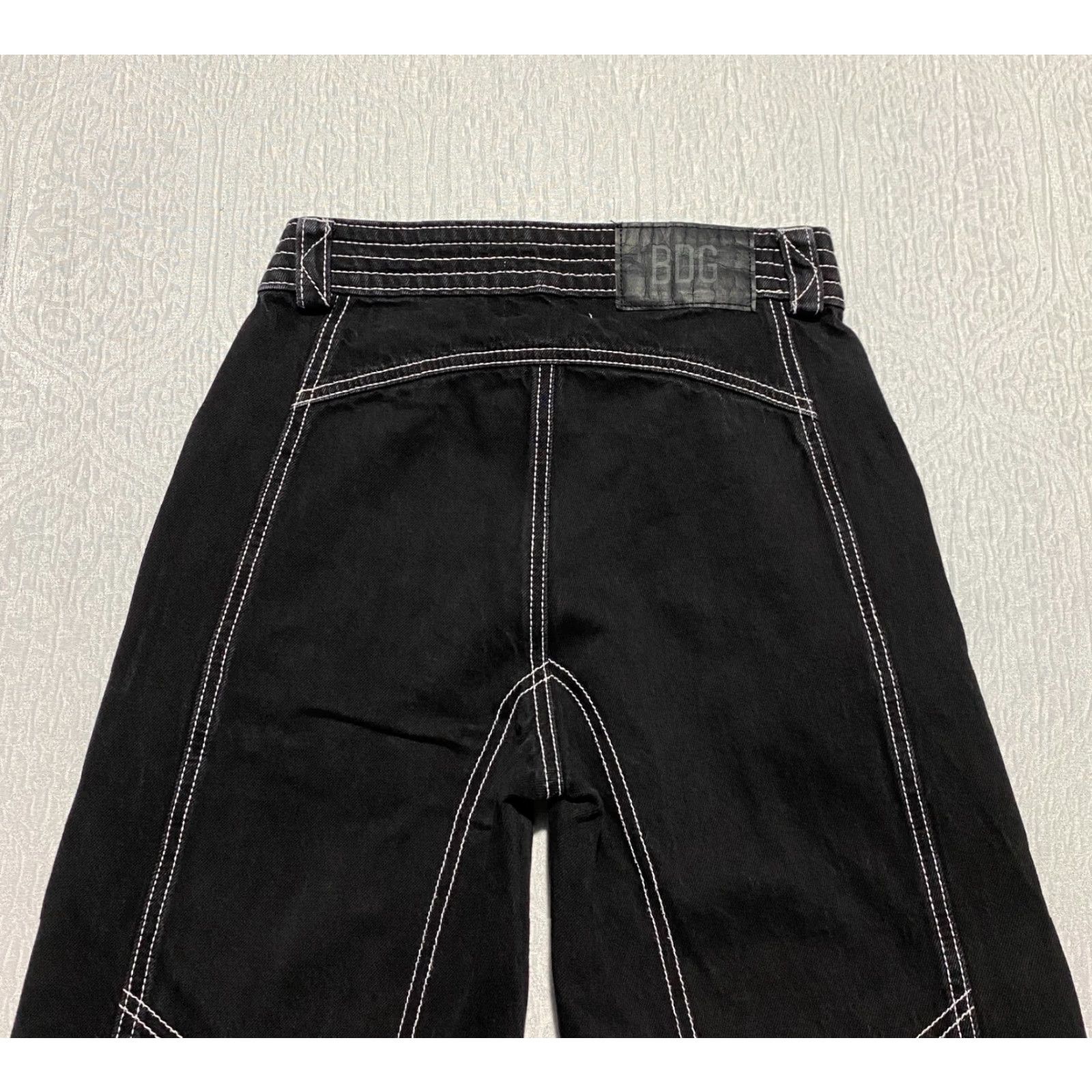 Bdg BDG Moto Jeans Womens Size 25 Black Denim Ankle Zip Pockets White Stitching Jeans Womens Regular 25 Black Moto GDG? Size 42" / US 20 - 7 Thumbnail