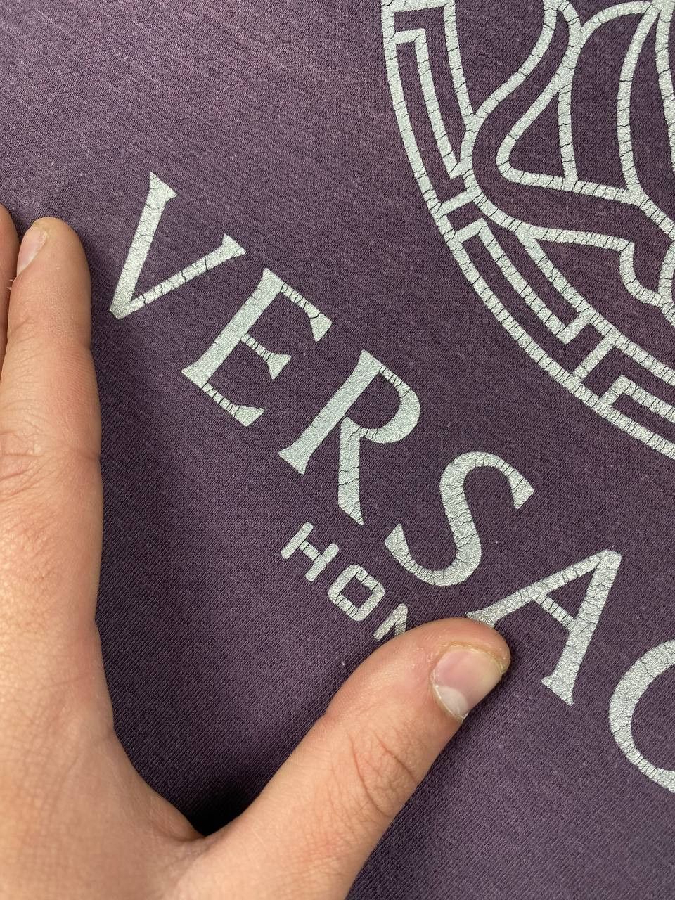Versace Vintage Versace Home 90s Medusa T-Shirt Men Size XL Purple Size US XL / EU 56 / 4 - 2 Thumbnail