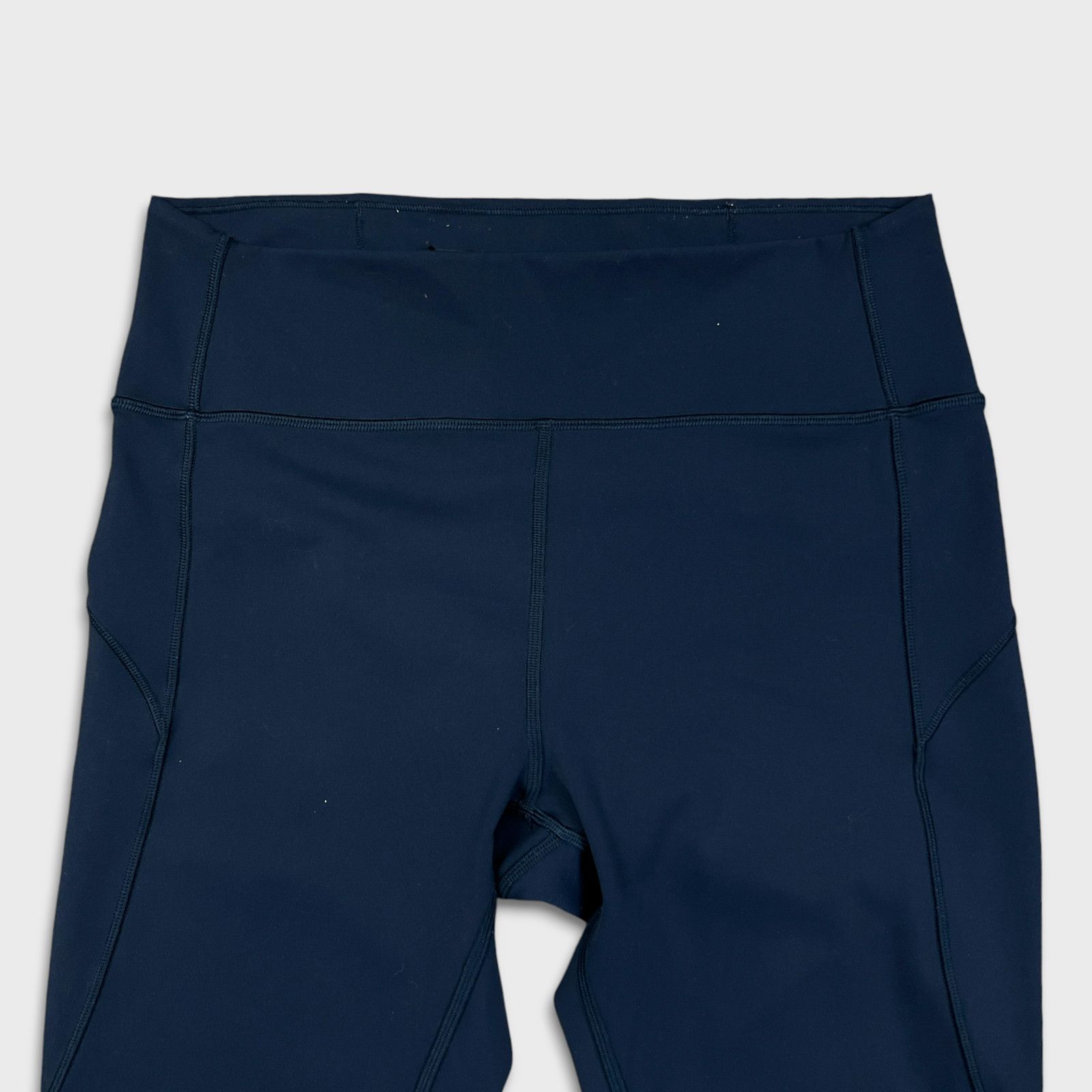 Lululemon Lululemon In Movement Crop PantsHigh Rise Everlux 19 Legging Size 32" / US 10 / IT 46 - 2 Thumbnail