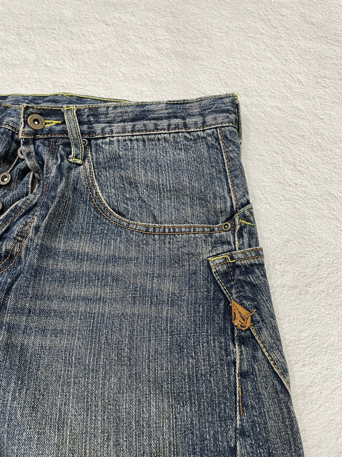 Volcom Volcom Workwear Archival Denim Big Logo Mudwash Jeans Y2K Size US 33 - 4 Thumbnail