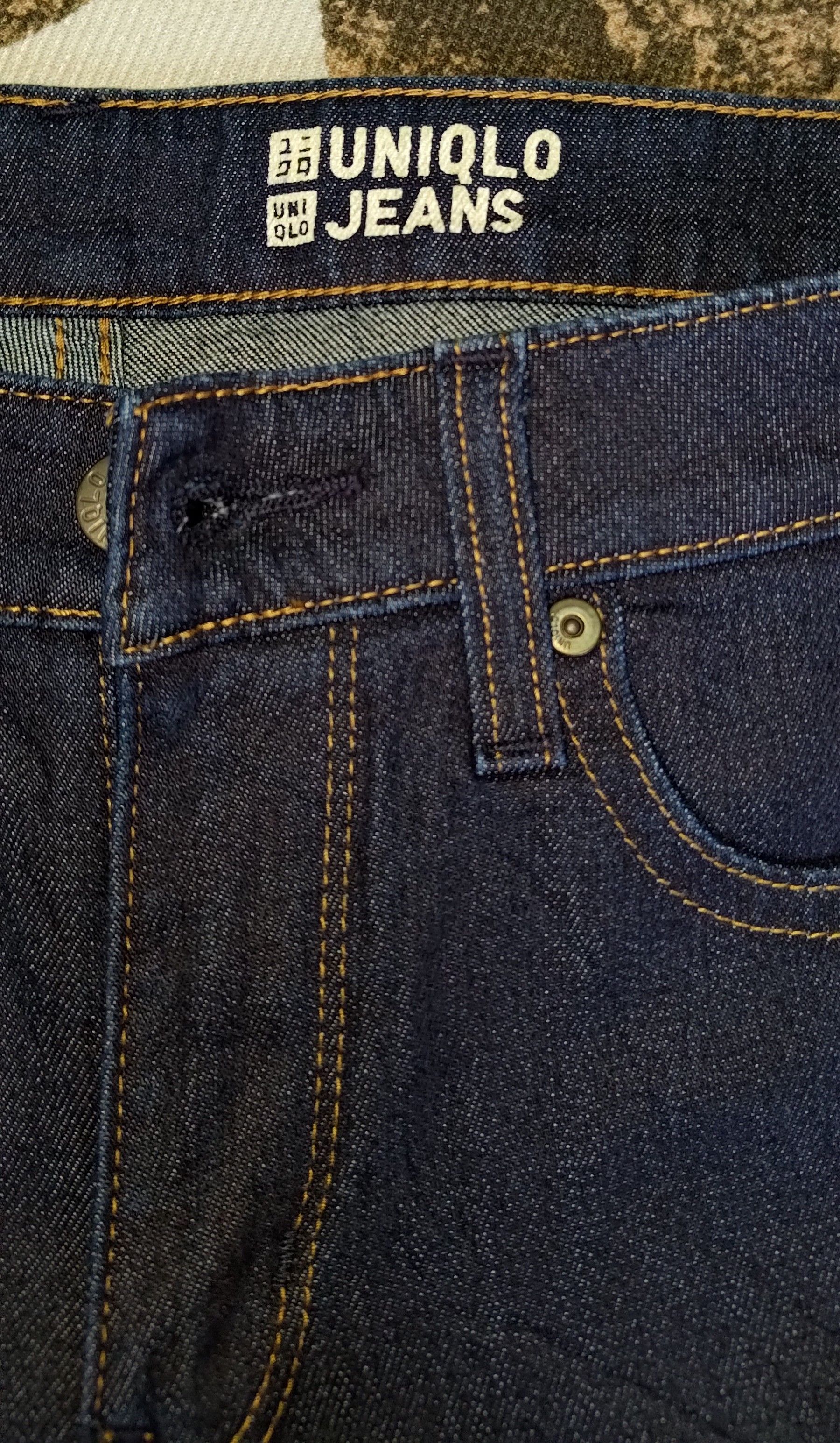 Uniqlo Skinny Fit Uniqlo Jeans Size US 33 - 7 Thumbnail