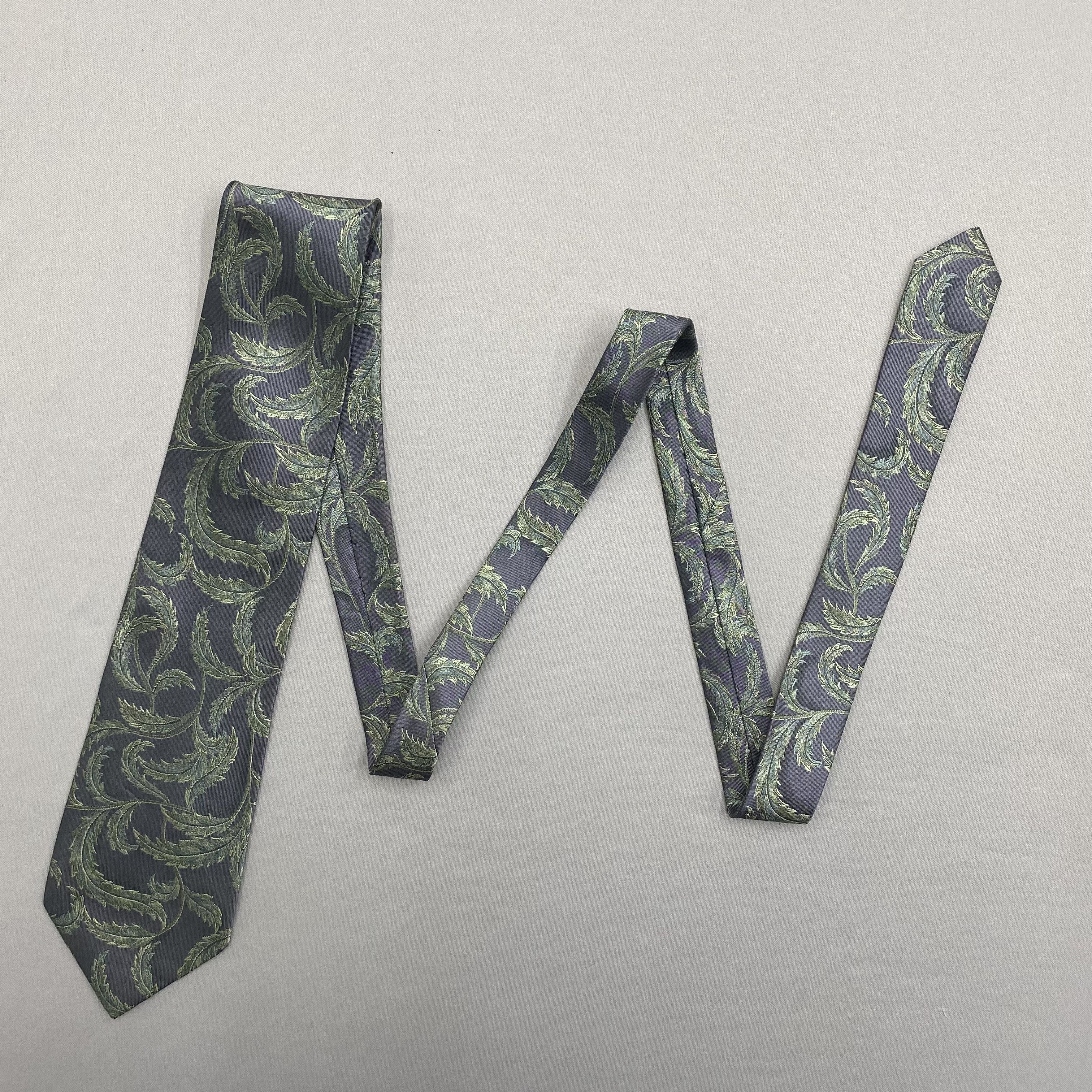 Japanese Brand Vintage Yves Saint Laurent SILK Necktie Cravate Pure Silk Size ONE SIZE - 5 Thumbnail