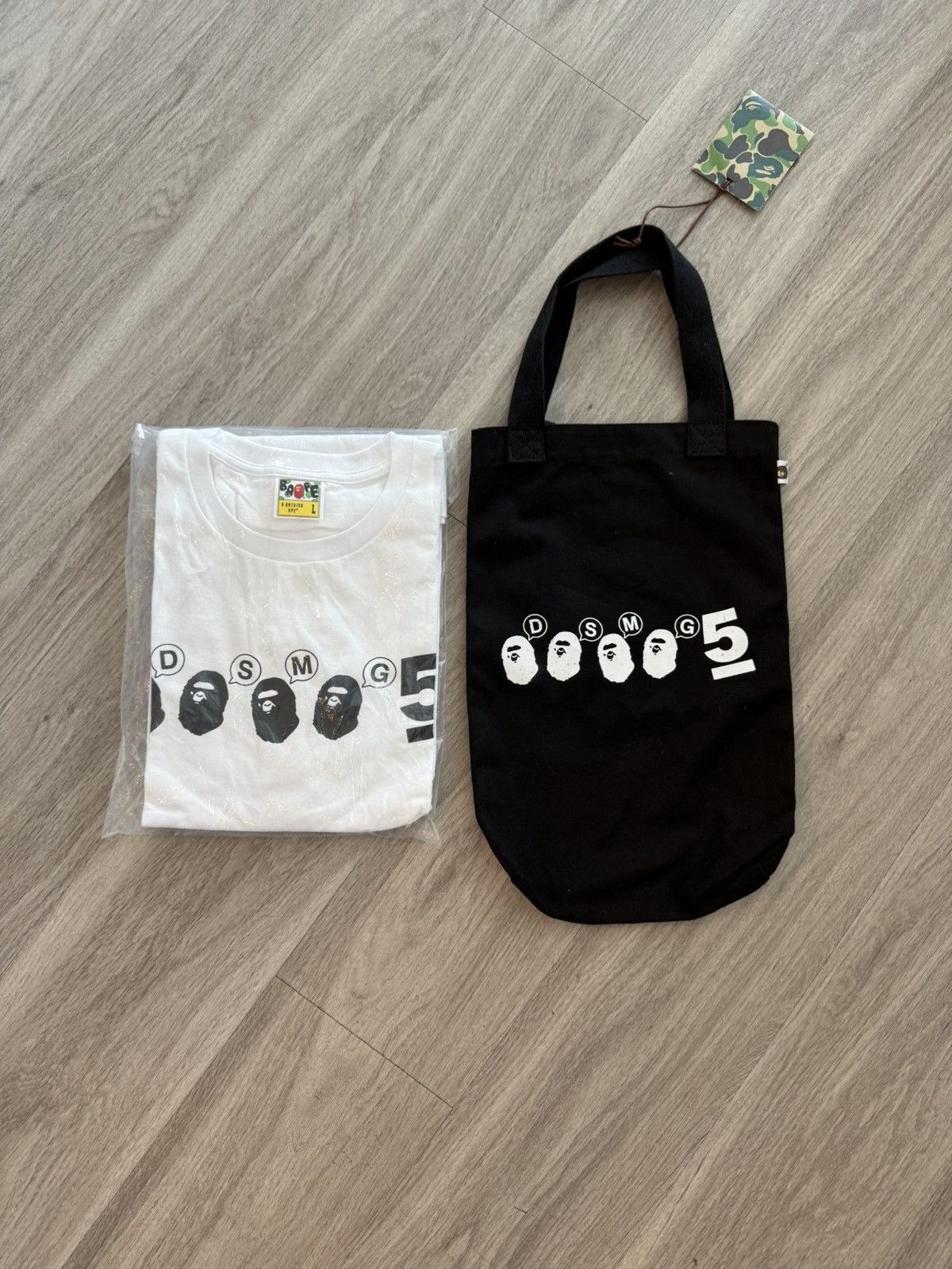 Dover Street Market Bape x Dover street market tee Size US L / EU 52-54 / 3 - 1 Thumbnail
