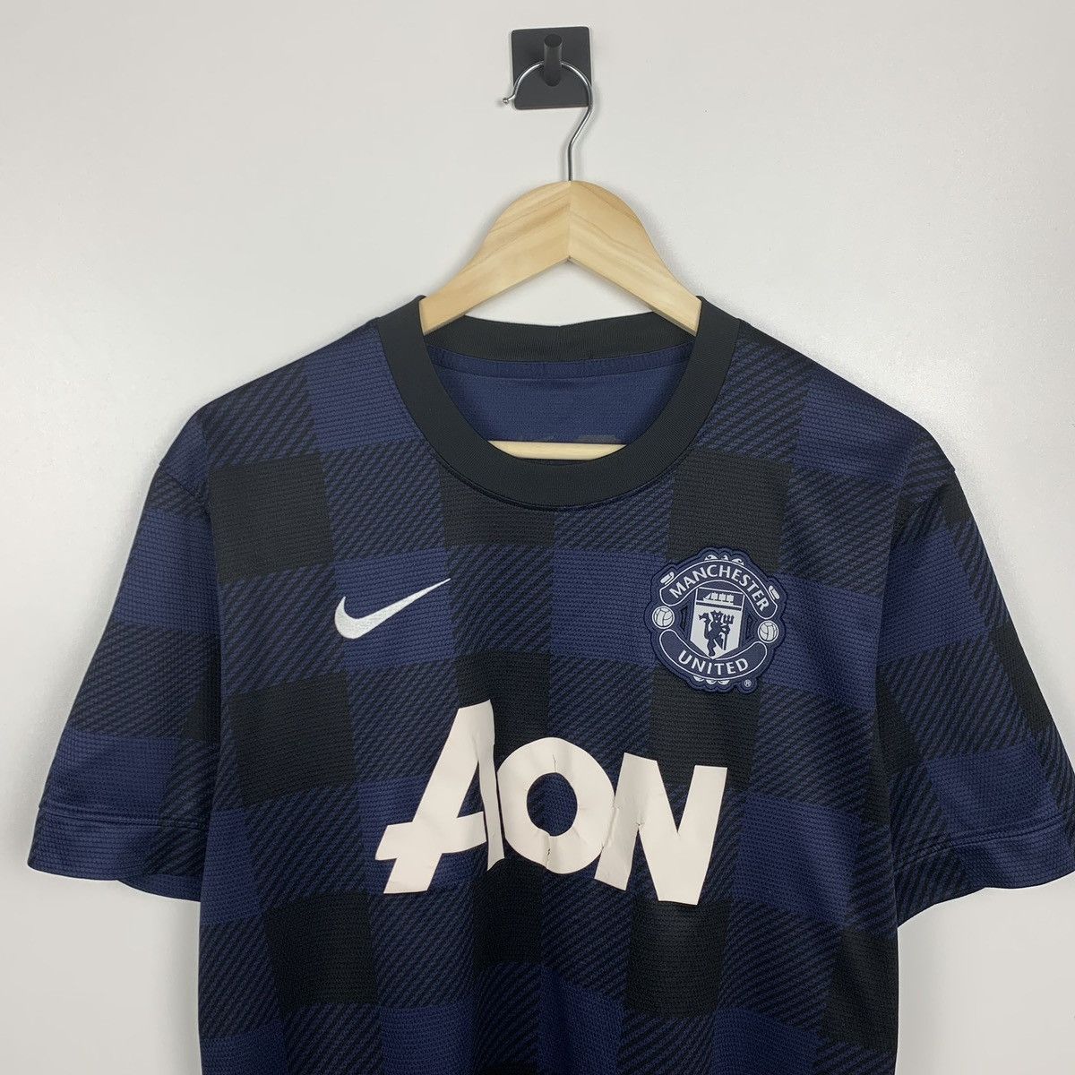 Nike Nike Manchester United Soccer Jersey Football Shirt Size M Size US M / EU 48-50 / 2 - 2 Thumbnail