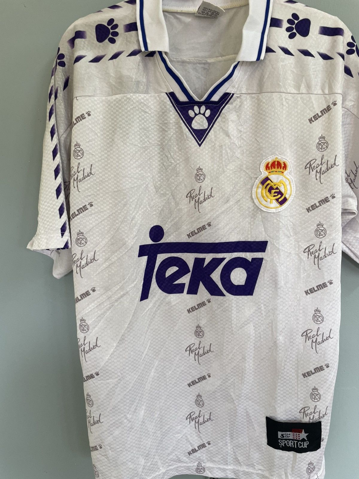 Vintage Vintage Real Madrid bootleg jersey Sign Star brand Size US M / EU 48-50 / 2 - 3 Thumbnail