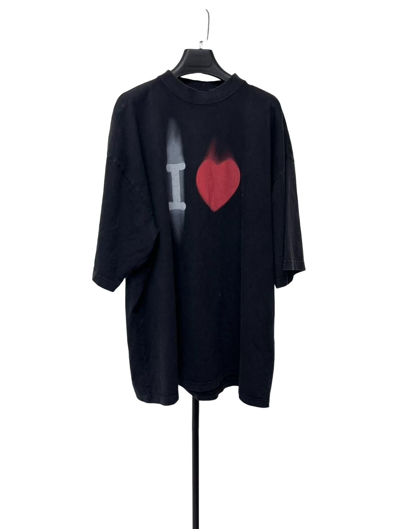 Balenciaga Balenciaga I Heart Graphic T-Shirt S Size US S / EU 44-46 / 1 - 1 Thumbnail