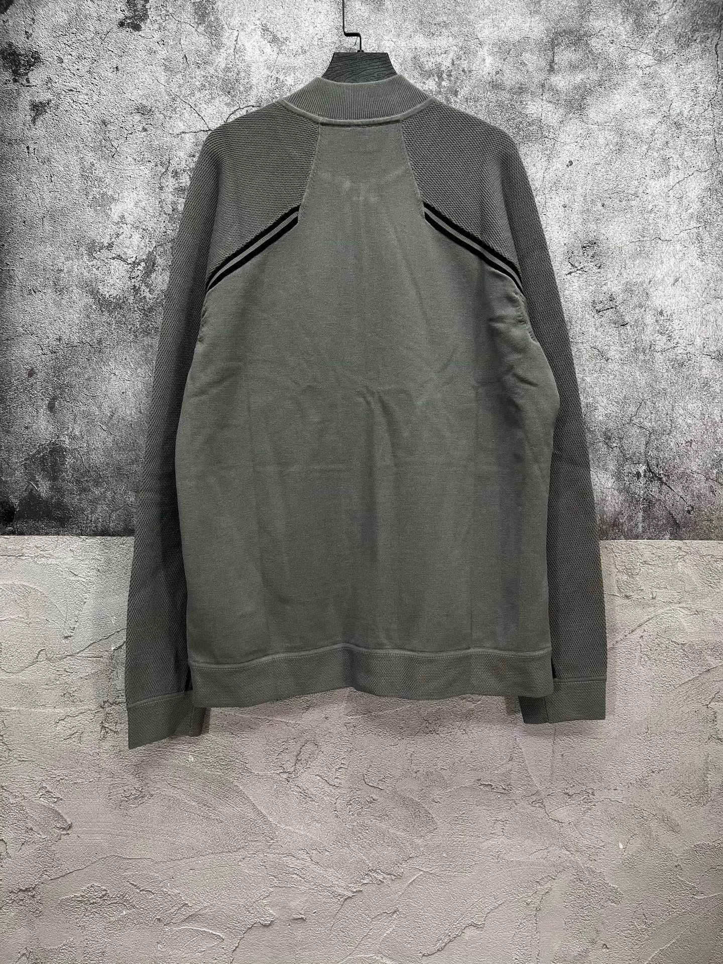 Hugo Boss HUGO BOSS Black Label knit jacket M new with tags Size US M / EU 48-50 / 2 - 2 Thumbnail