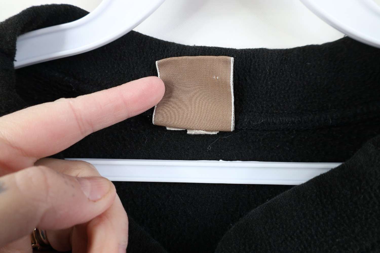 Vintage Vintage 90s Streetwear Distressed Blank Fleece Sweater Black Size US XL / EU 56 / 4 - 6 Thumbnail