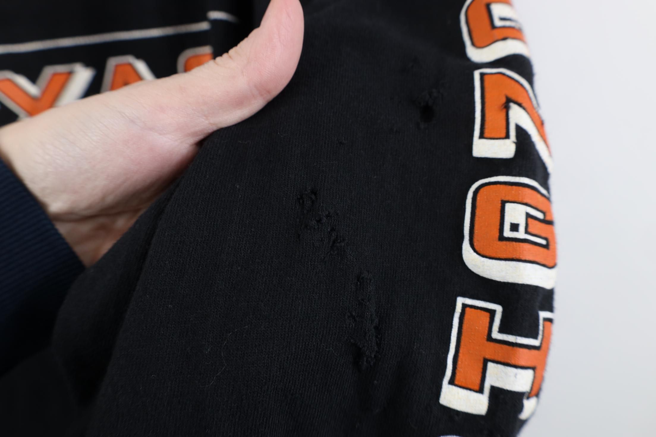 Vintage Vintage 90s University of Texas Long Sleeve T-Shirt Black Size US XL / EU 56 / 4 - 6 Thumbnail