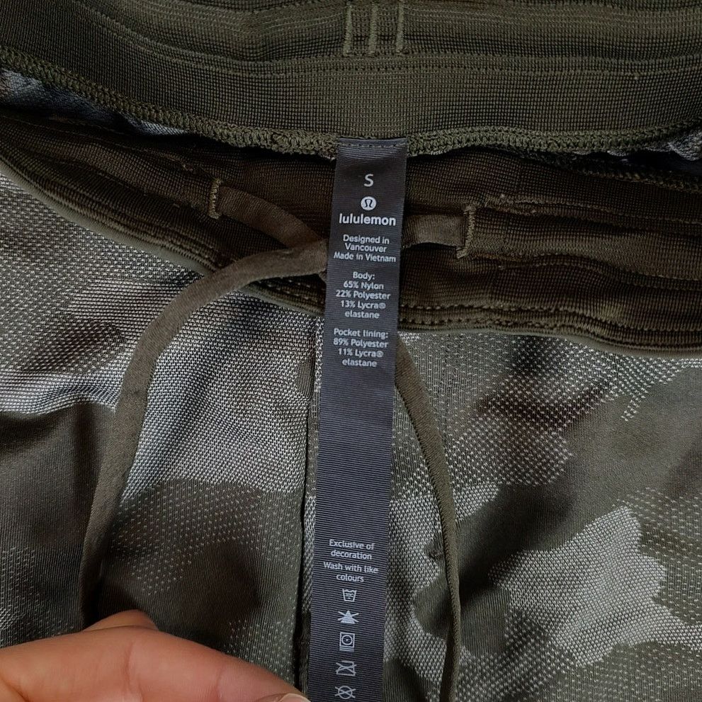 Lululemon Lululemon Zeroed In Camo Athletic workout gym shorts mens S Size US 26 / EU 42 - 3 Thumbnail