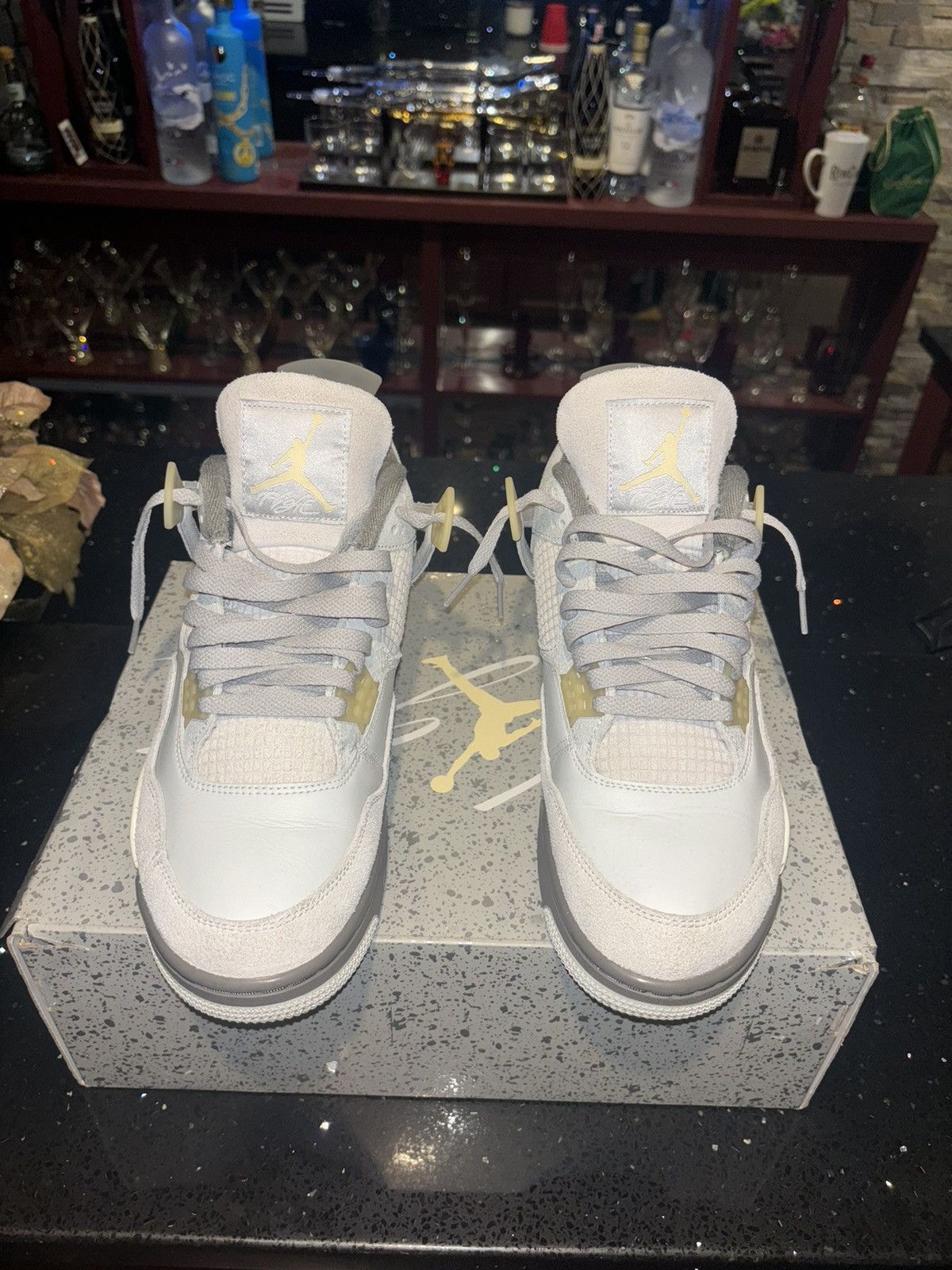 Jordan 4 “Craft Photon Dust”