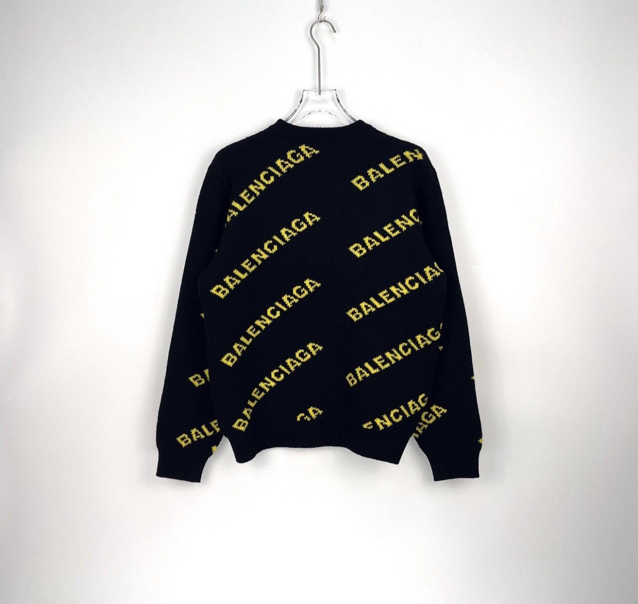 Balenciaga Balenciaga black and yellow printed sweater2412-Nextarrow Size US M / EU 48-50 / 2 - 4 Thumbnail