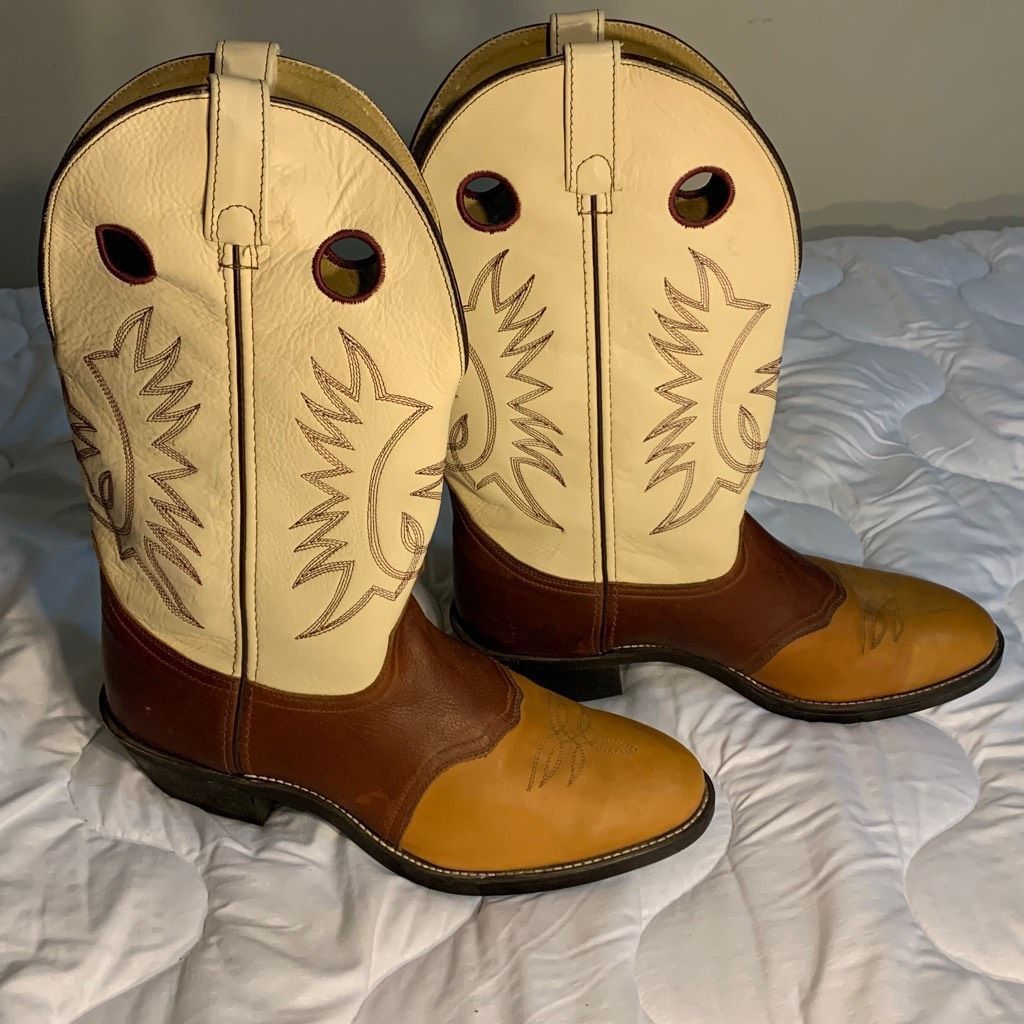 image of Tony Lama Leather Cowboy Boots Size 10.5 in Cream, Men's