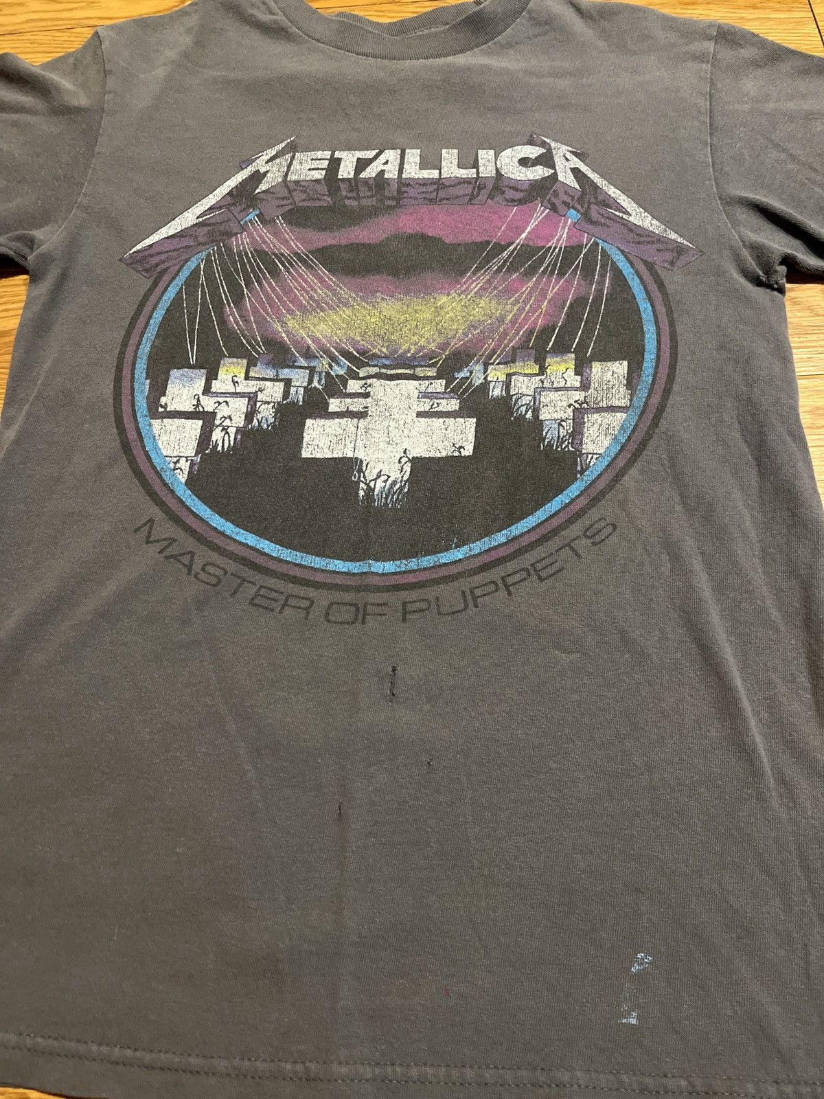 Vintage vintage y2k distressed metallica master of puppets band tee Size US S / EU 44-46 / 1 - 3 Thumbnail