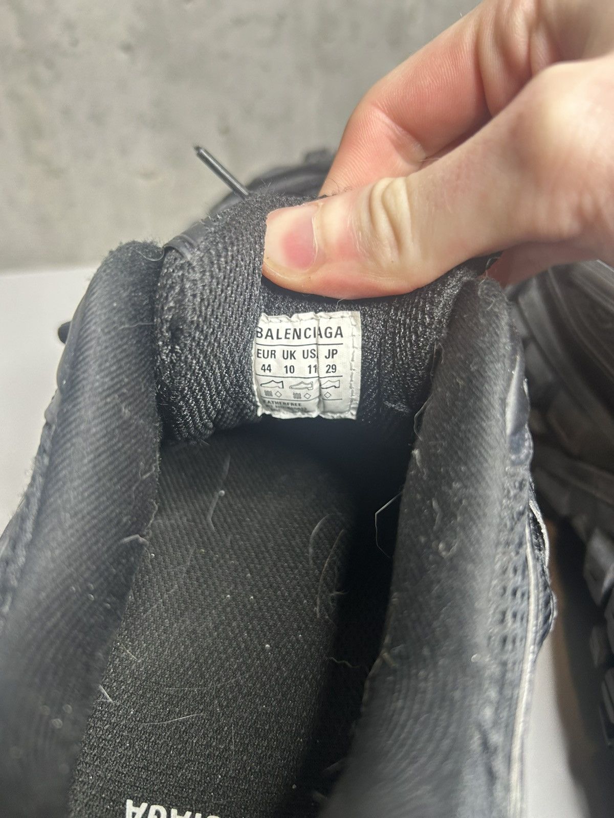 Balenciaga Balenciaga Defender Sneakers Size US 11 / EU 44 - 7 Thumbnail