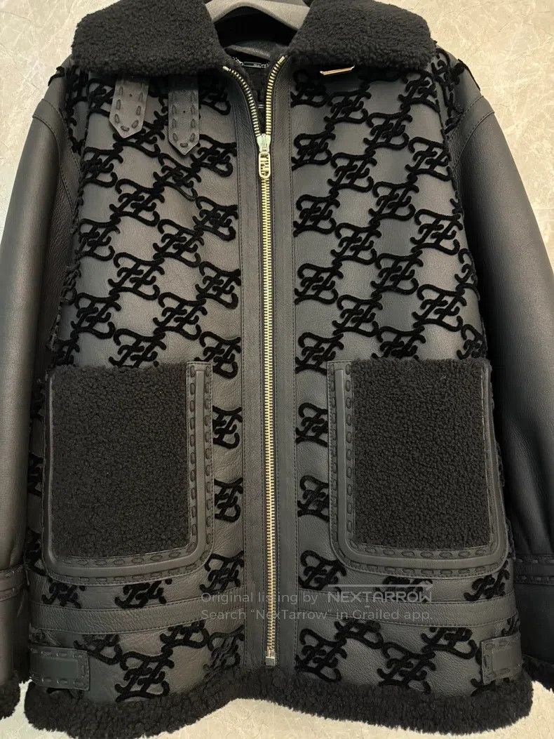 Fendi Fendi Black shearling coat with full logo design, metal zi Size S / US 4 / IT 40 - 2 Thumbnail