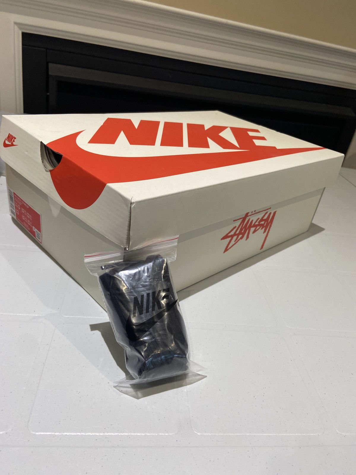 Nike × Stussy Nike Stüssy AF1 Mid Size US 11.5 / EU 44-45 - 8 Thumbnail