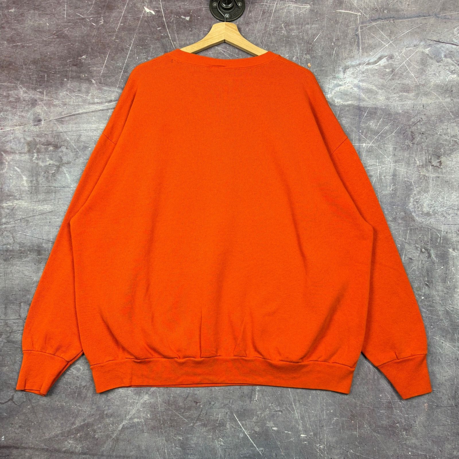 Vintage 90s Orange Tweety No Tricks Just Tweets Sweatshirt XL 2628 Size US XL / EU 56 / 4 - 2 Thumbnail