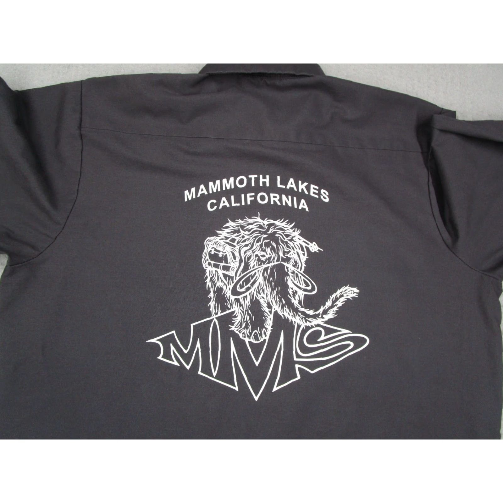 Red Kap Mammoth Mountain Shirt Red Kap Button-Up Short Sleeve Mens Large Gray with Pockets Casual Workwear Outdoor Bohemian 65% Polyester 35% Cotton Size US L / EU 52-54 / 3 - 3 Thumbnail