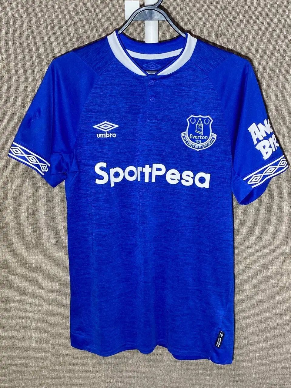 Umbro Umbro Everton #14 Cenk Tosun 2018/19 Home Kit Soccer Jersey Size US S / EU 44-46 / 1 - 2 Thumbnail