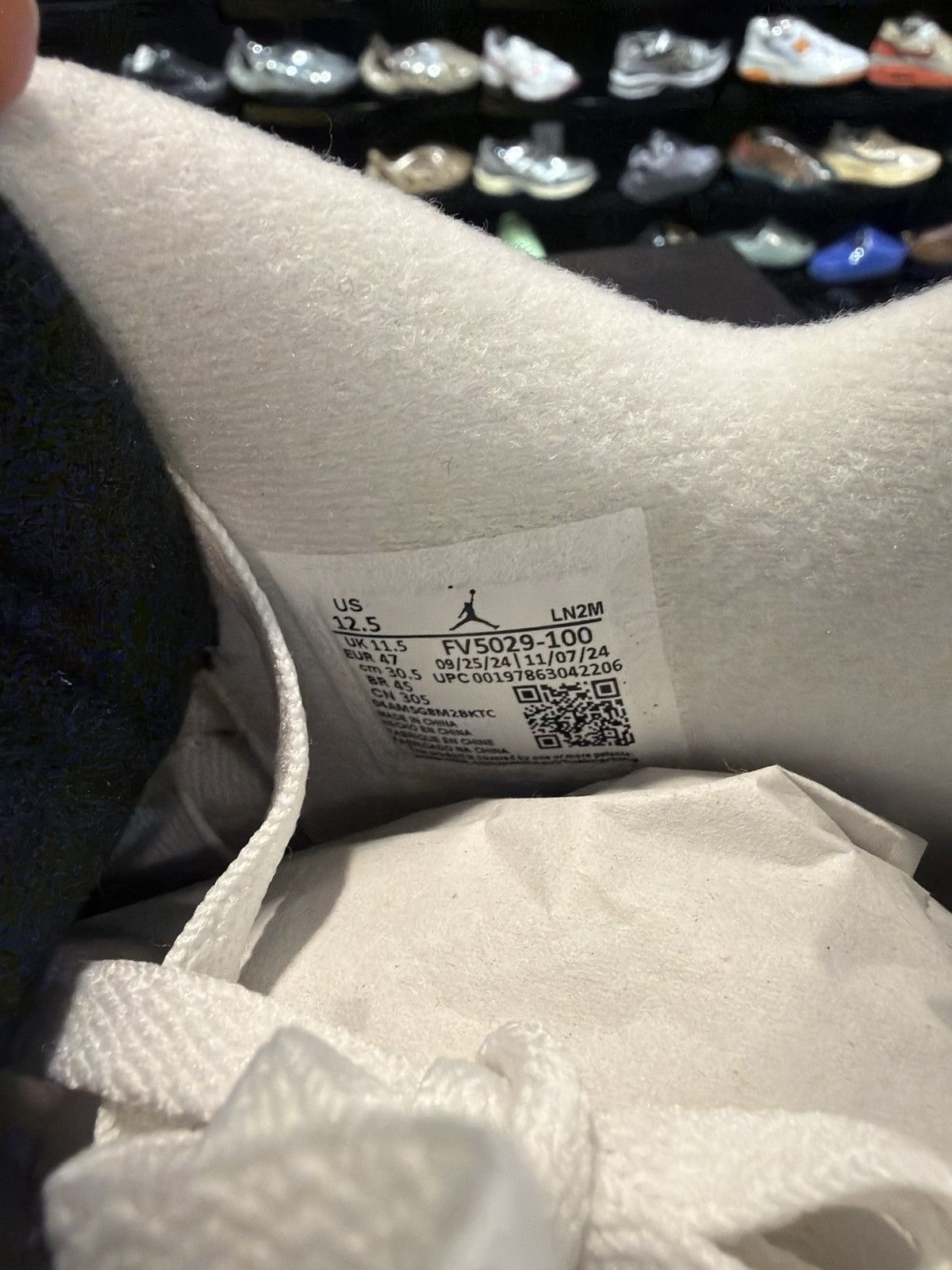 Jordan Brand Jordan 4 White cement Size-12.5 Brand New Quick Shipping Size US 12.5 / EU 45-46 - 6 Thumbnail