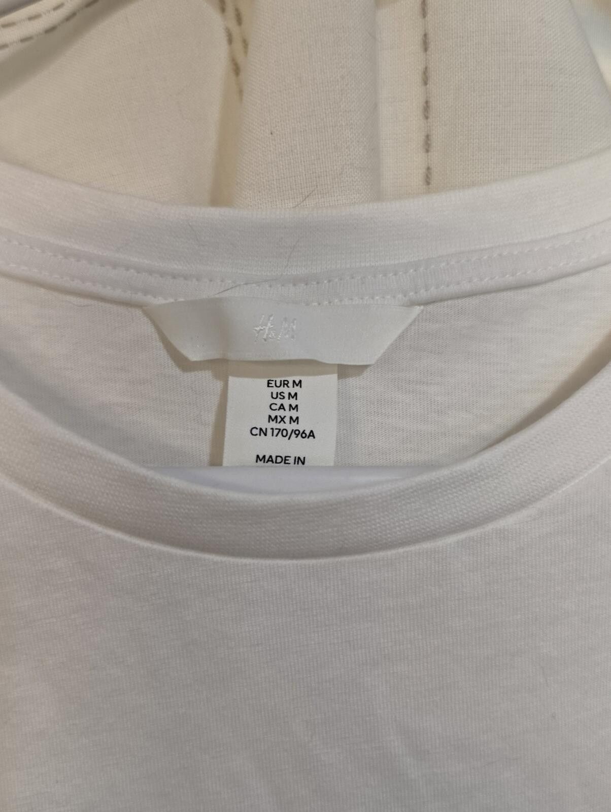 H&M H&M Tee Size M / US 6-8 / IT 42-44 - 3 Thumbnail