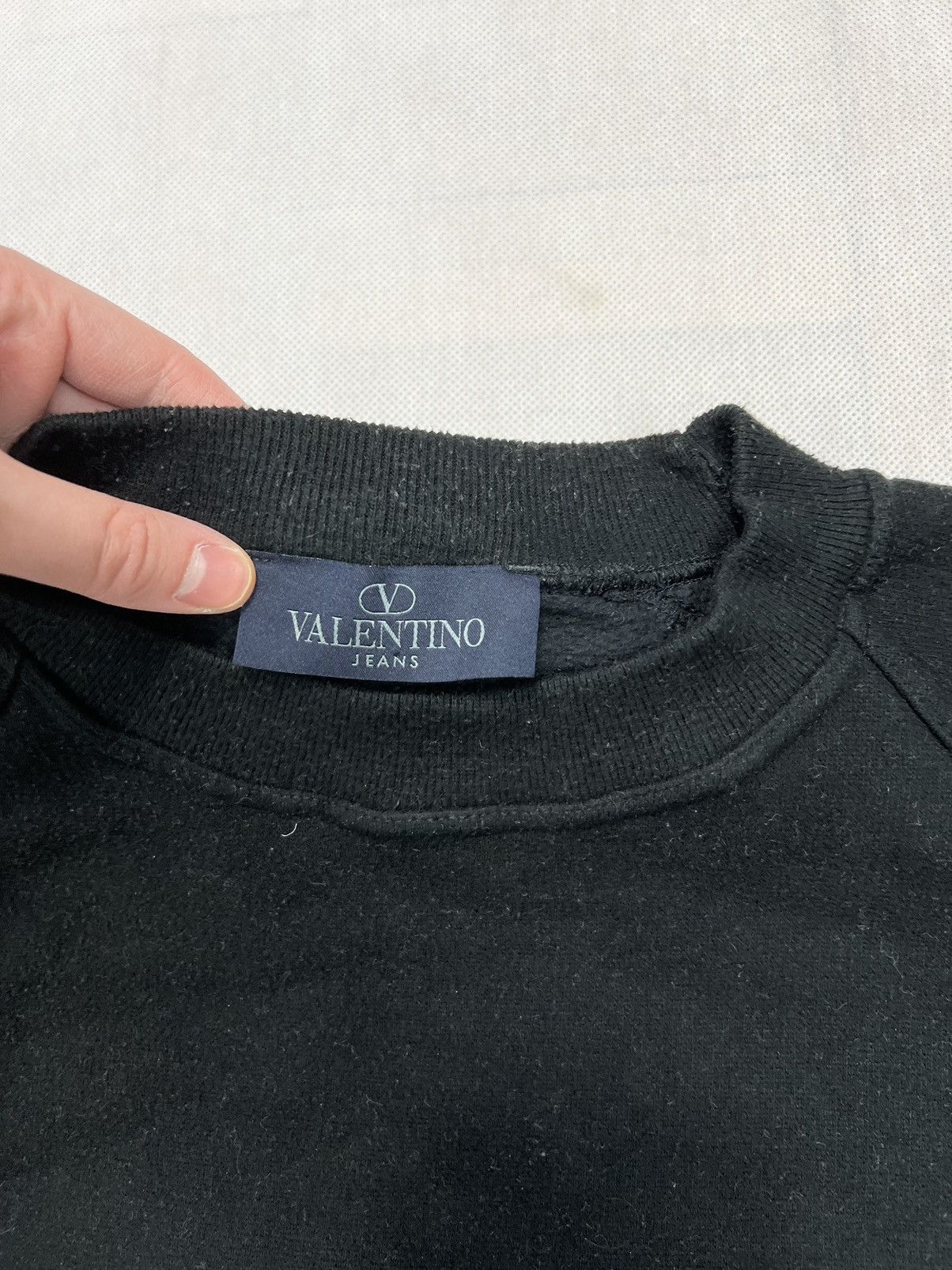 Valentino Fleece Sweatshirt Valentino Jeans big logo vintage Size US XL / EU 56 / 4 - 4 Thumbnail