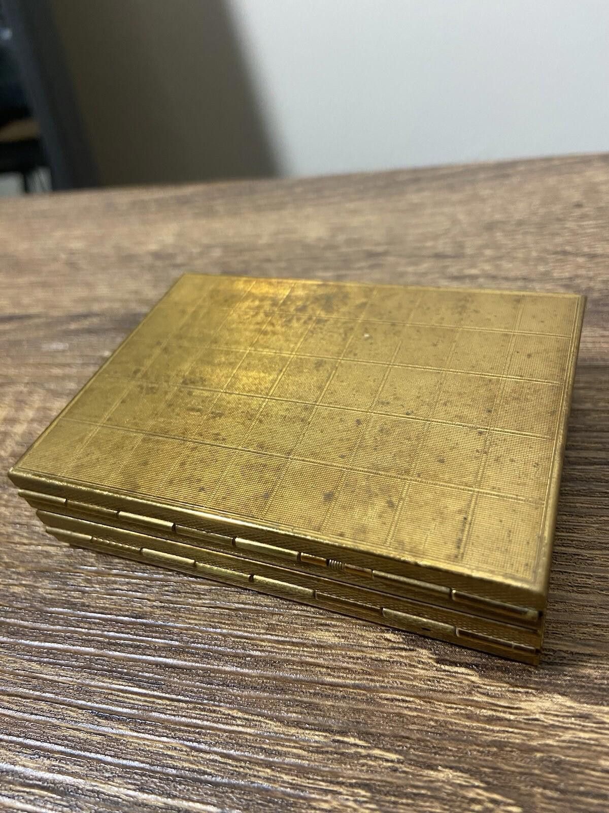 Takeo Kikuchi Kigu mother of pearl brass cigarette case compact w mirror Size ONE SIZE - 7 Thumbnail
