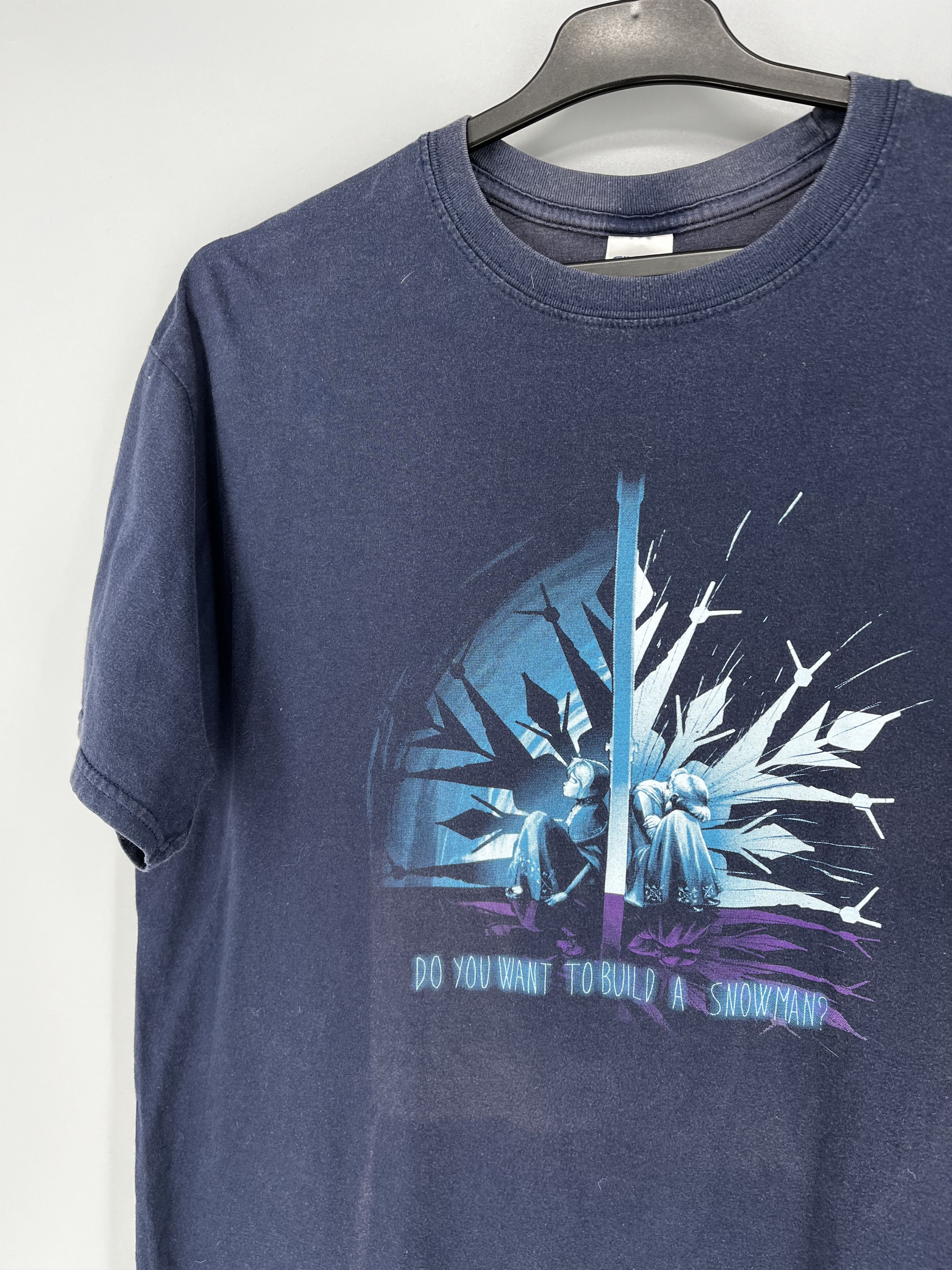 Band Tees Limited Edition Frozen Anna Elsa Snowman Faded T-Shirt XL Size US L / EU 52-54 / 3 - 8 Thumbnail