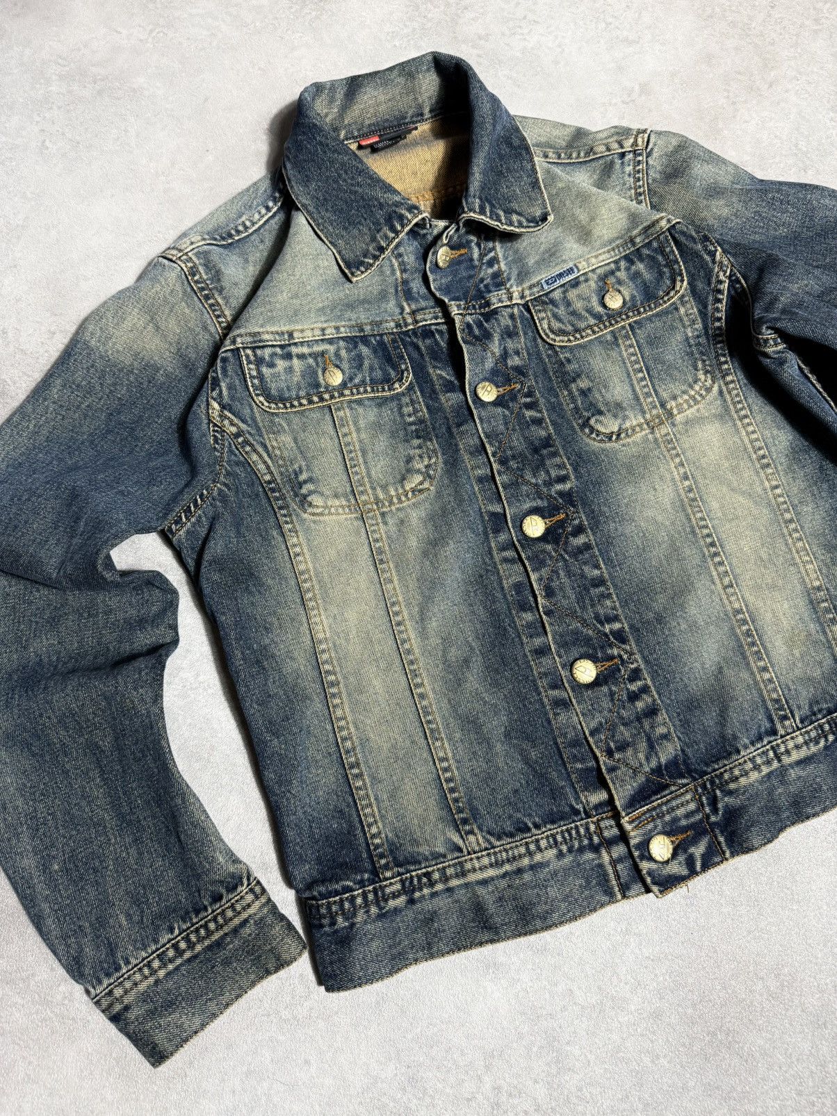 Diesel × Vintage Diesel Denim Washed Jacket Ruined Effect 00s Size S / US 4 / IT 40 - 2 Thumbnail