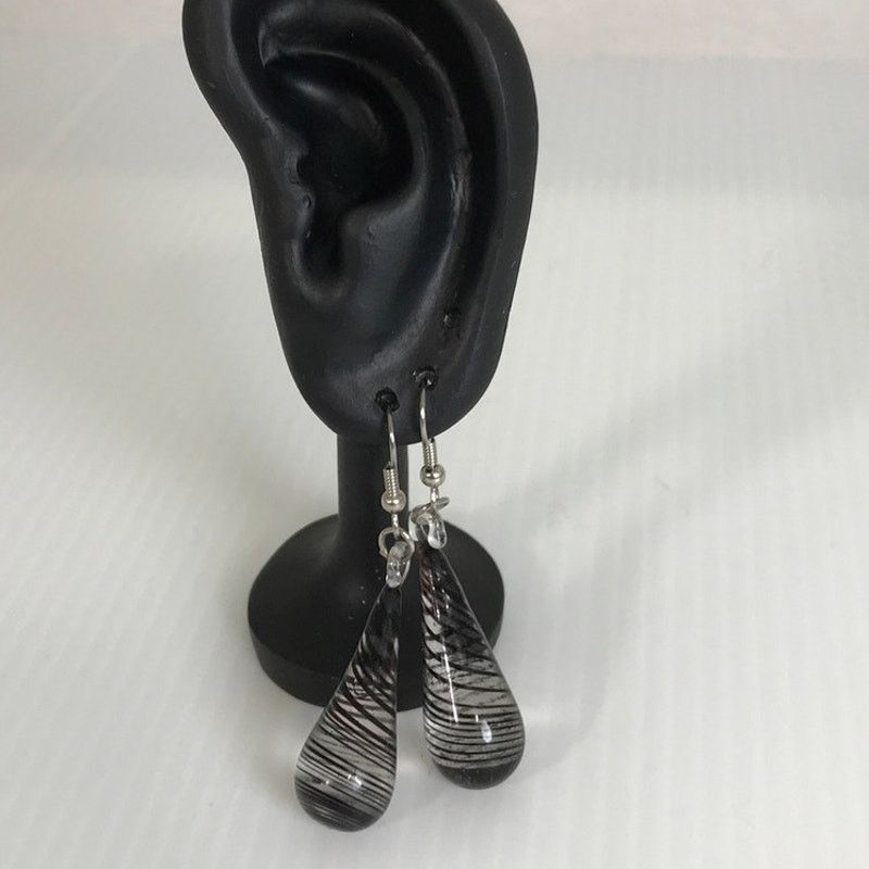 Other Retro Black Clear Teardrop Dangle Swirl Earrings Size ONE SIZE - 1 Thumbnail