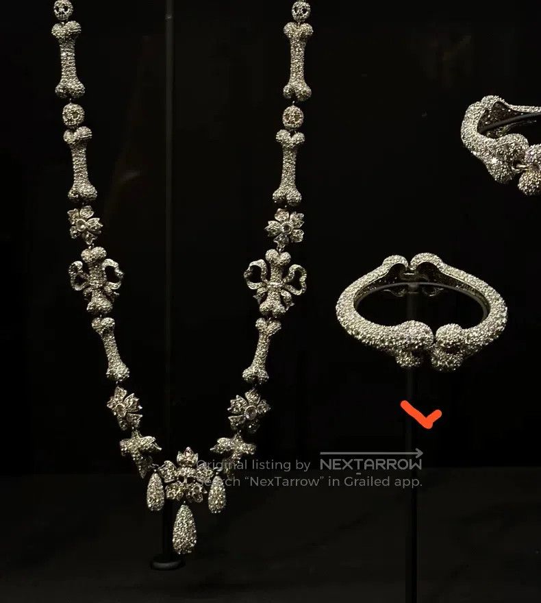 Vivienne Westwood Vivienne Westwood Full diamond bone bracelet Size ONE SIZE - 1 Thumbnail