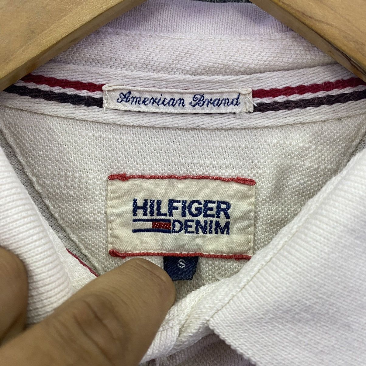 Tommy Hilfiger × Vintage Vintage Tommy Hilfiger Polo Tee Size US S / EU 44-46 / 1 - 5 Thumbnail