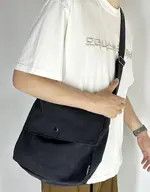 Japanese Brand New retro fashion canvas messenger shoulder bag Size ONE SIZE - 2 Thumbnail