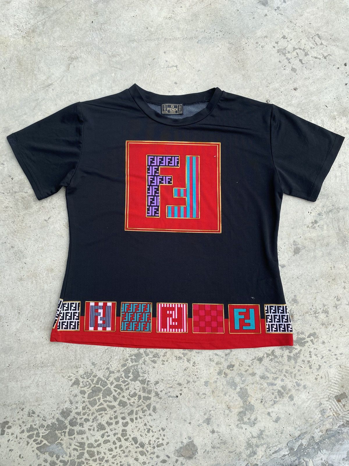 Fendi Fendi Tshirt Size S / US 4 / IT 40 - 1 Thumbnail