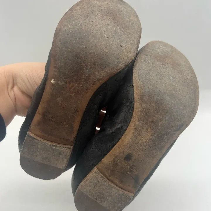 Louis Vuitton Louis Vuitton Black Logo Flat Shoes for Women -2508 Size US 6 / IT 36 - 4 Thumbnail