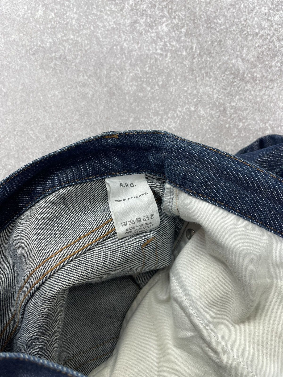 A.P.C. A.P.C. Petit New Standart Japanese Selvedge Denim Jeans Size US 31 - 14 Thumbnail