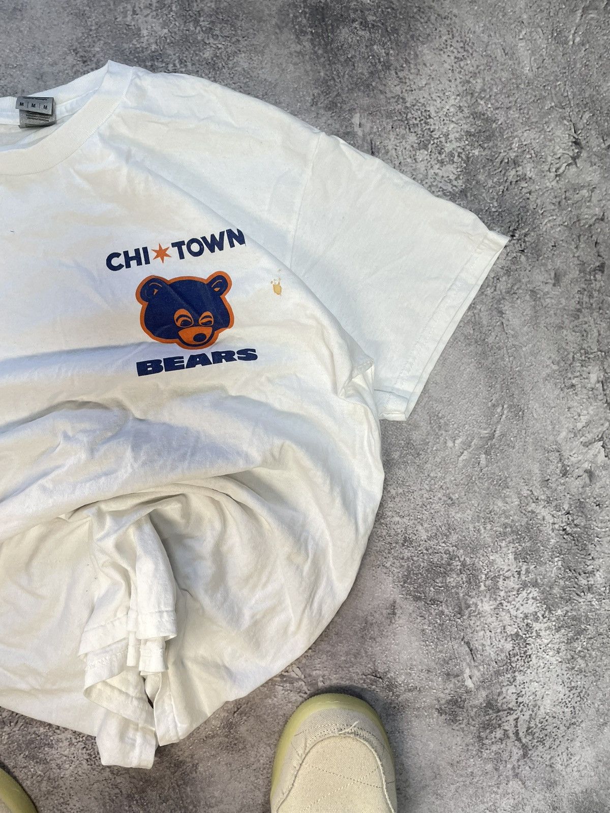 Rap Tees × Vintage Kanye West Chill town Bear Vintage white T Shirt Size US M / EU 48-50 / 2 - 2 Thumbnail