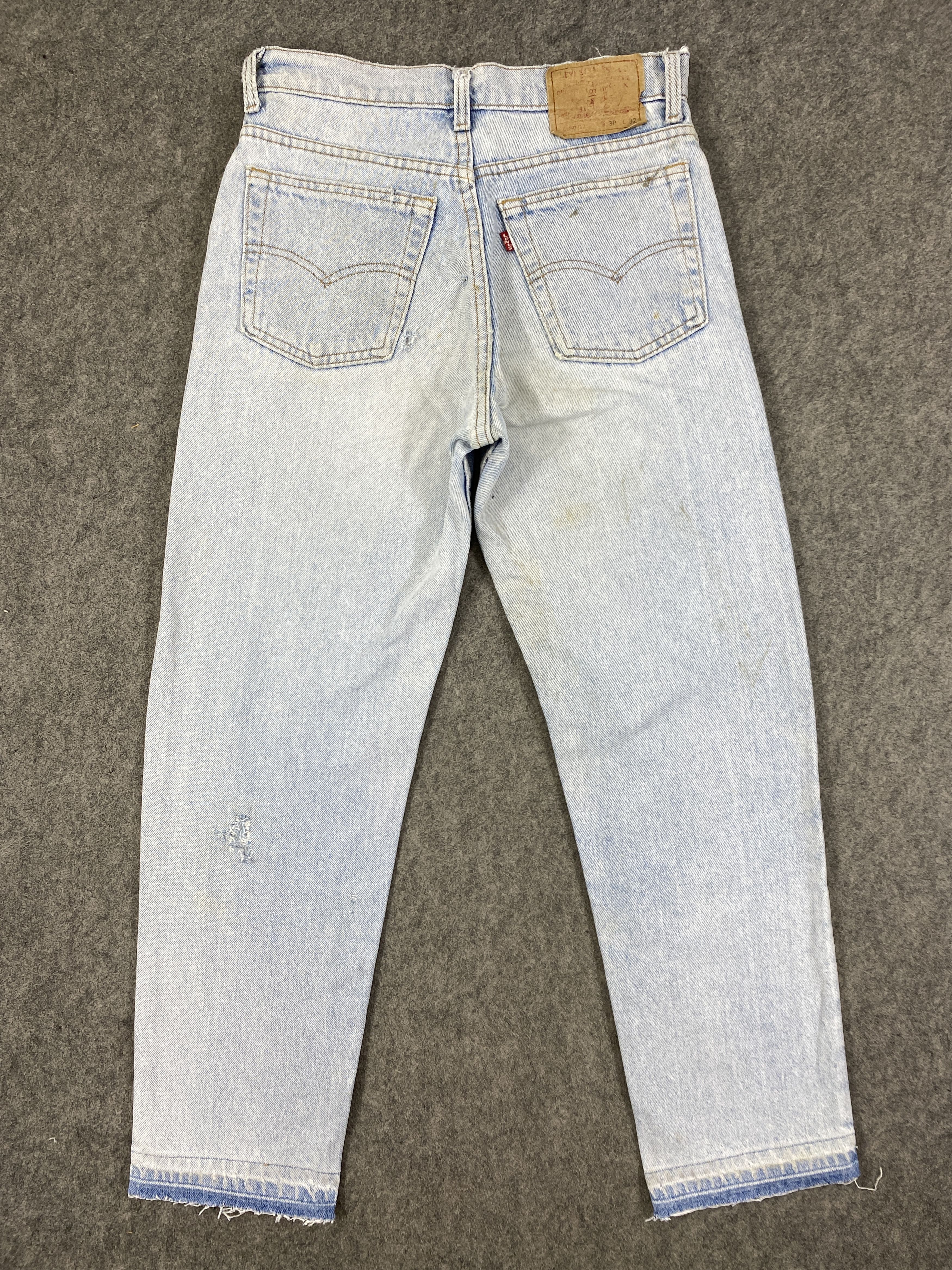 Levi's Light Blue Wash Vintage Levi's USA Jeans 28x27 - JN3376 Size US 28 / EU 44 - 2 Thumbnail