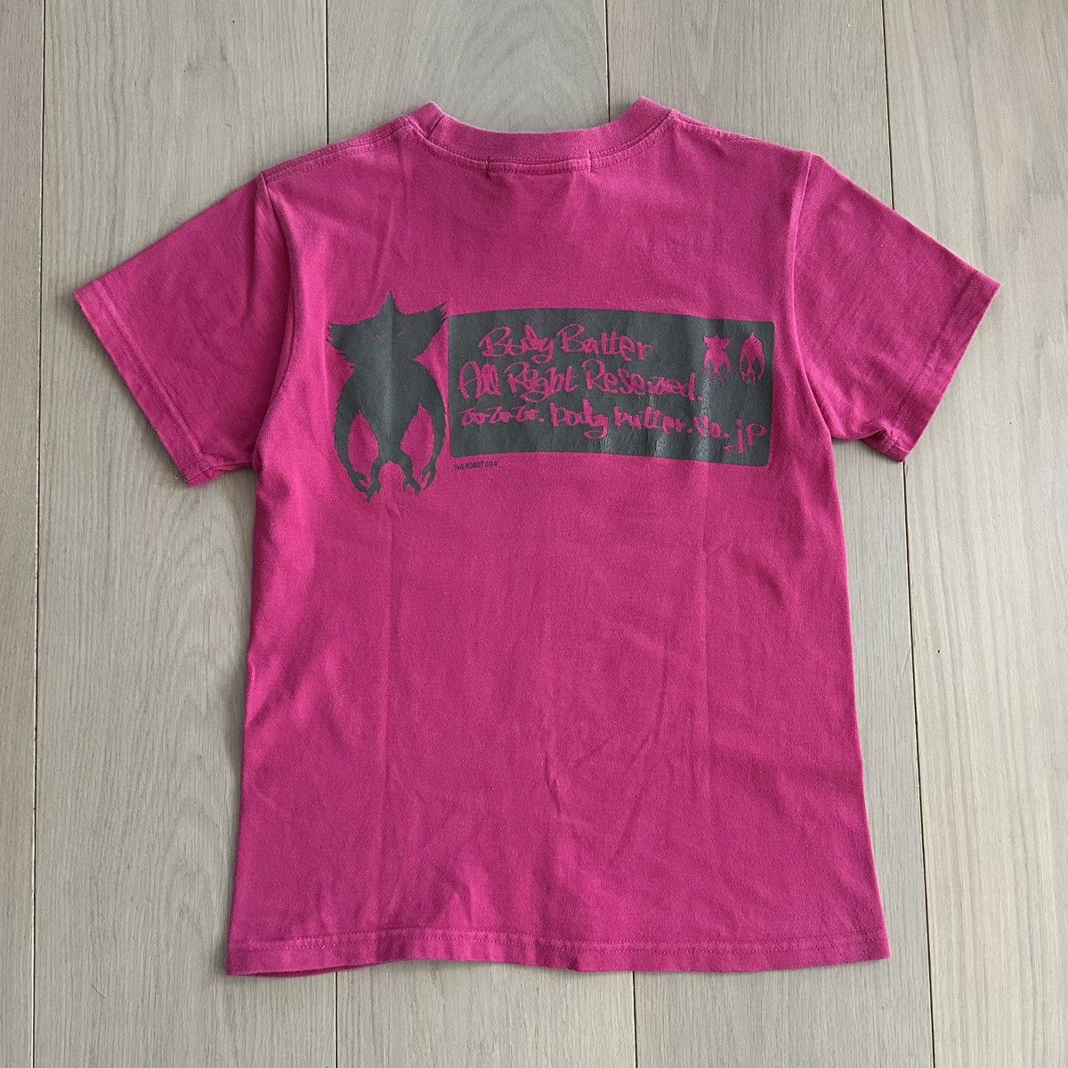 Japanese Brand Body Butter 1990s Printed “¡Hola! ¿Que Tal?” Cryptid T-Shirt Size US XS / EU 42 / 0 - 3 Thumbnail