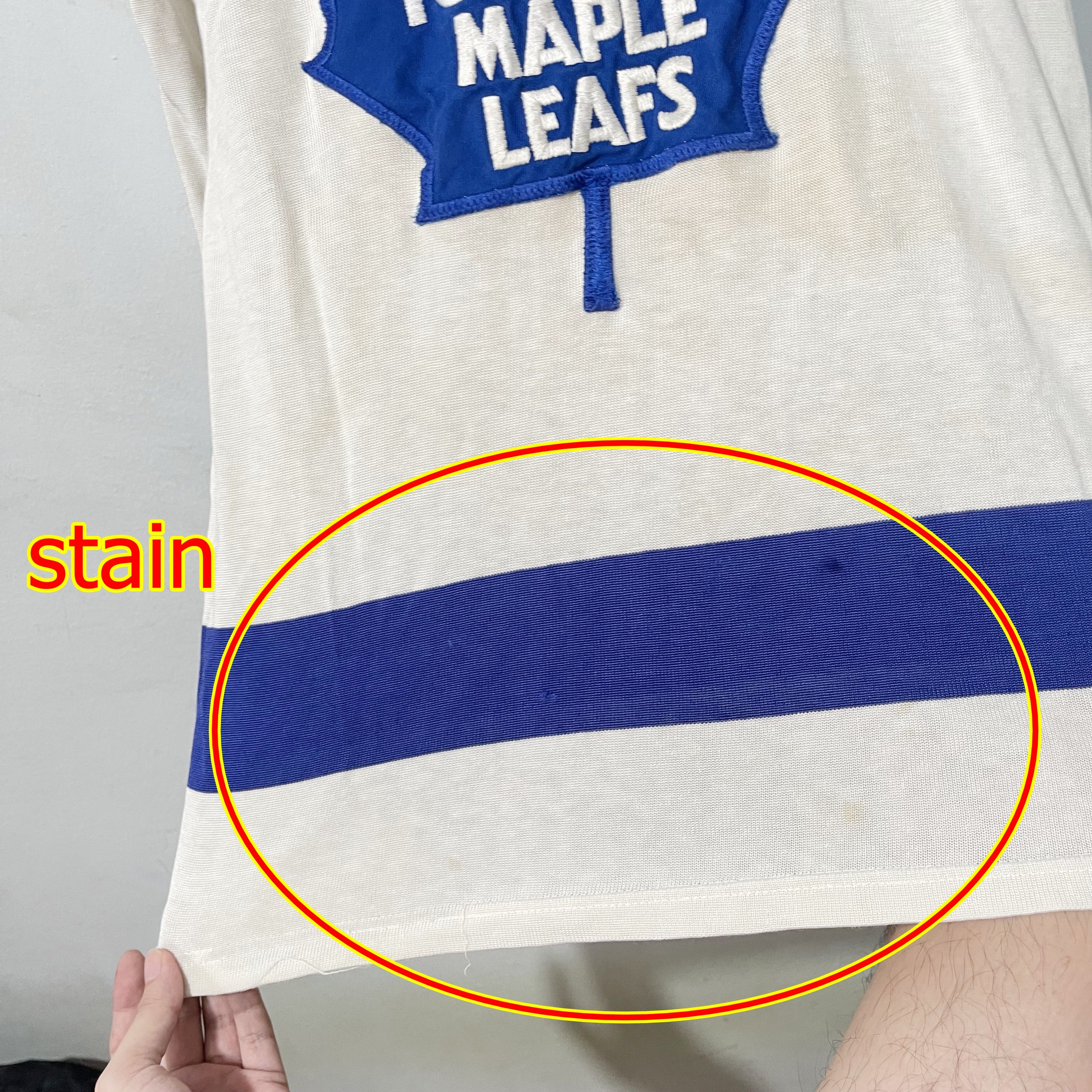 NHL Vintage 80s Toronto Maple Leafs Hockey Jersey NHL Jersey Size US S / EU 44-46 / 1 - 14 Thumbnail