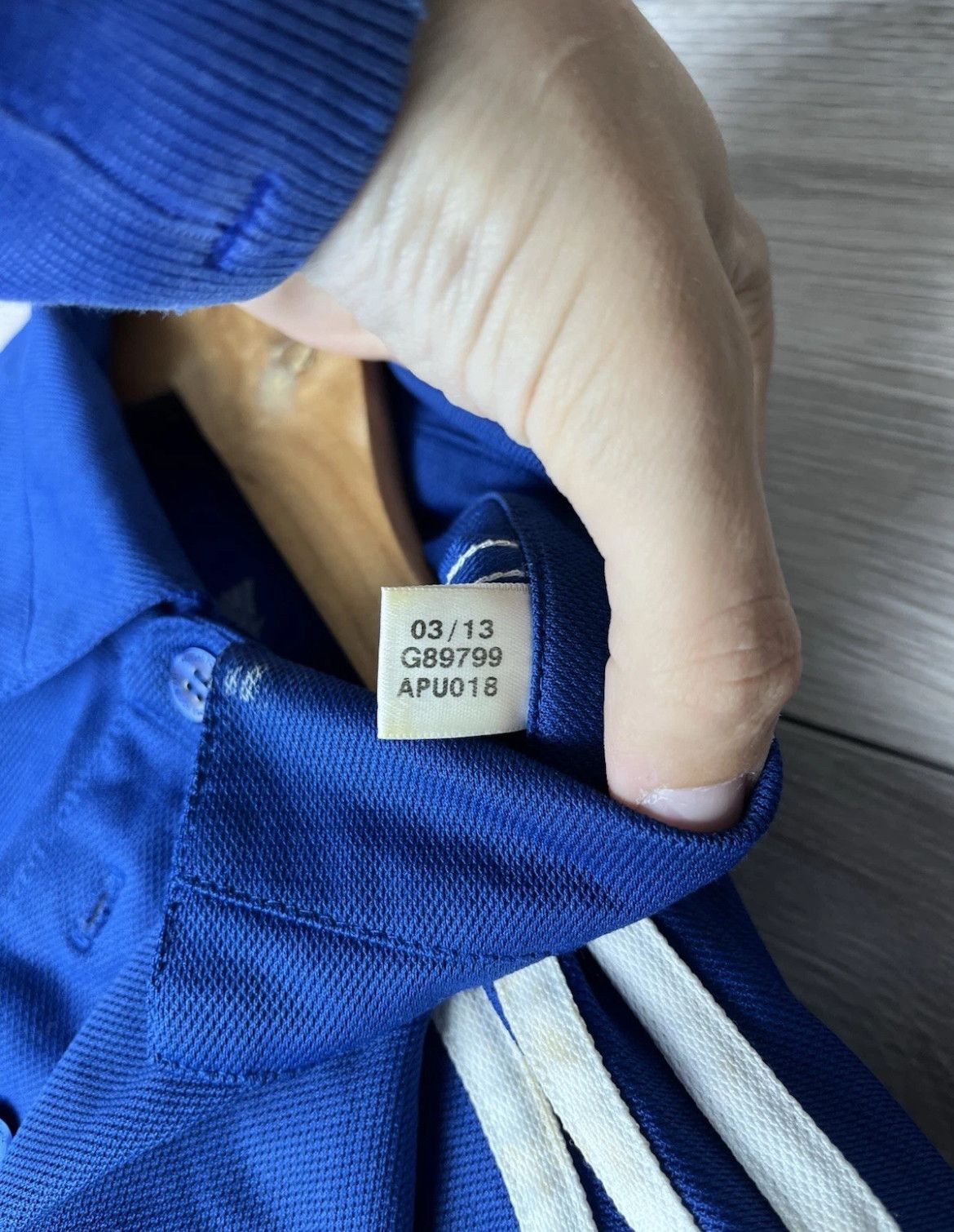 Adidas MENS POLO SOCCER JERSEY F.C CHELSEA SIZE L SAMSUNG Football Size US L / EU 52-54 / 3 - 7 Thumbnail
