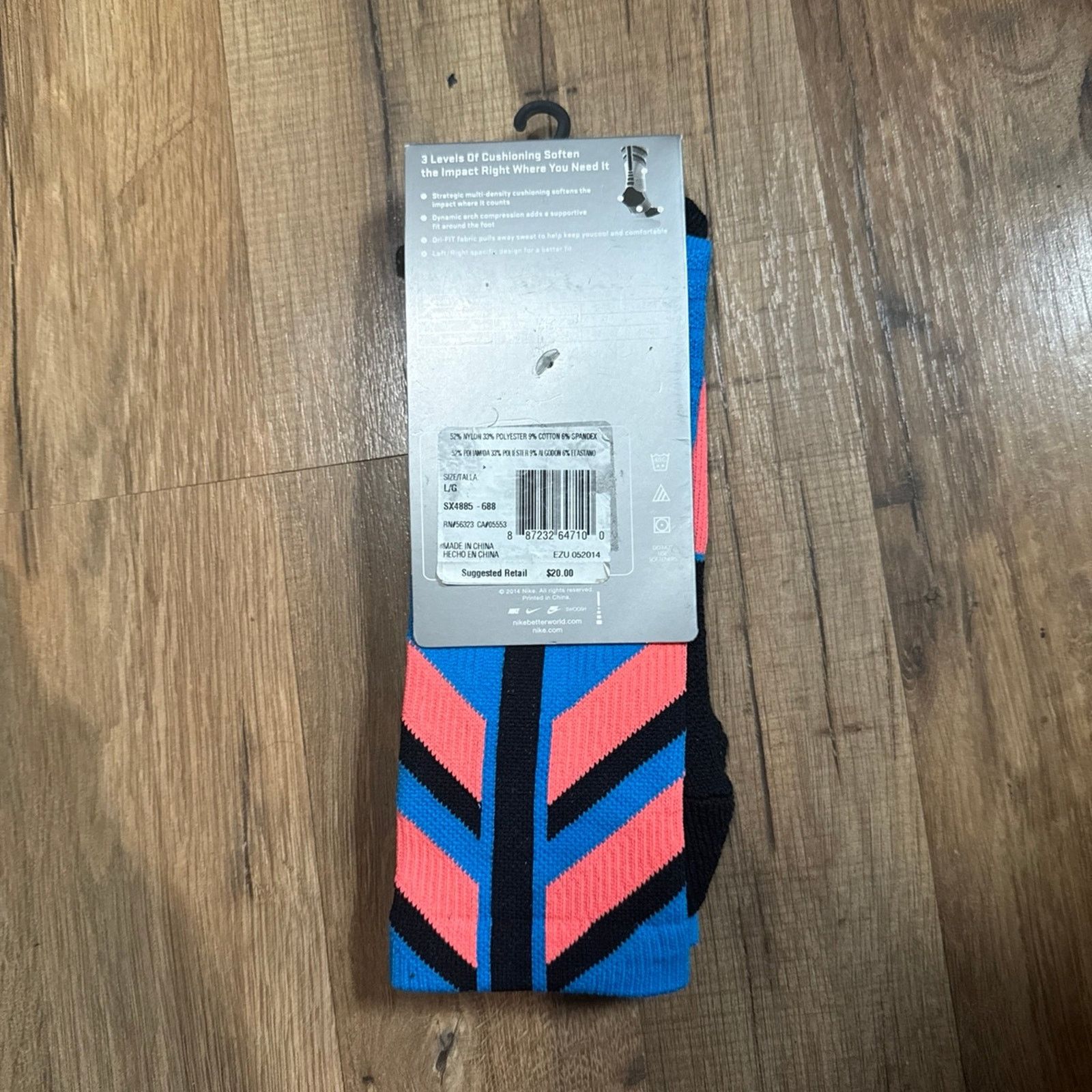 Nike 2014 Nike Hyper Elite Cushioned Baketball Crew Socks Size ONE SIZE - 3 Thumbnail