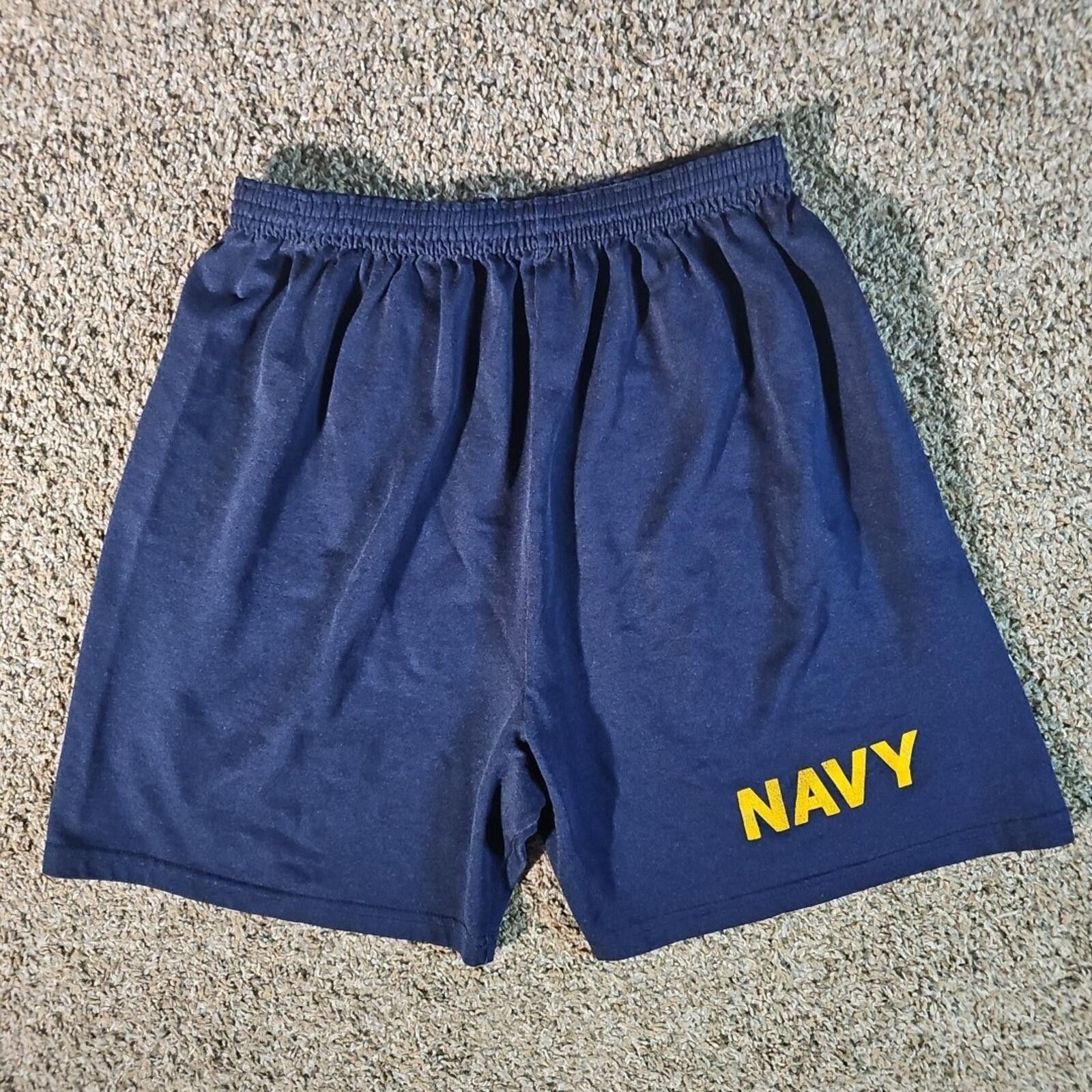 Old Navy Navy Bootcamp Shorts Size US 32 / EU 48 - 1 Thumbnail