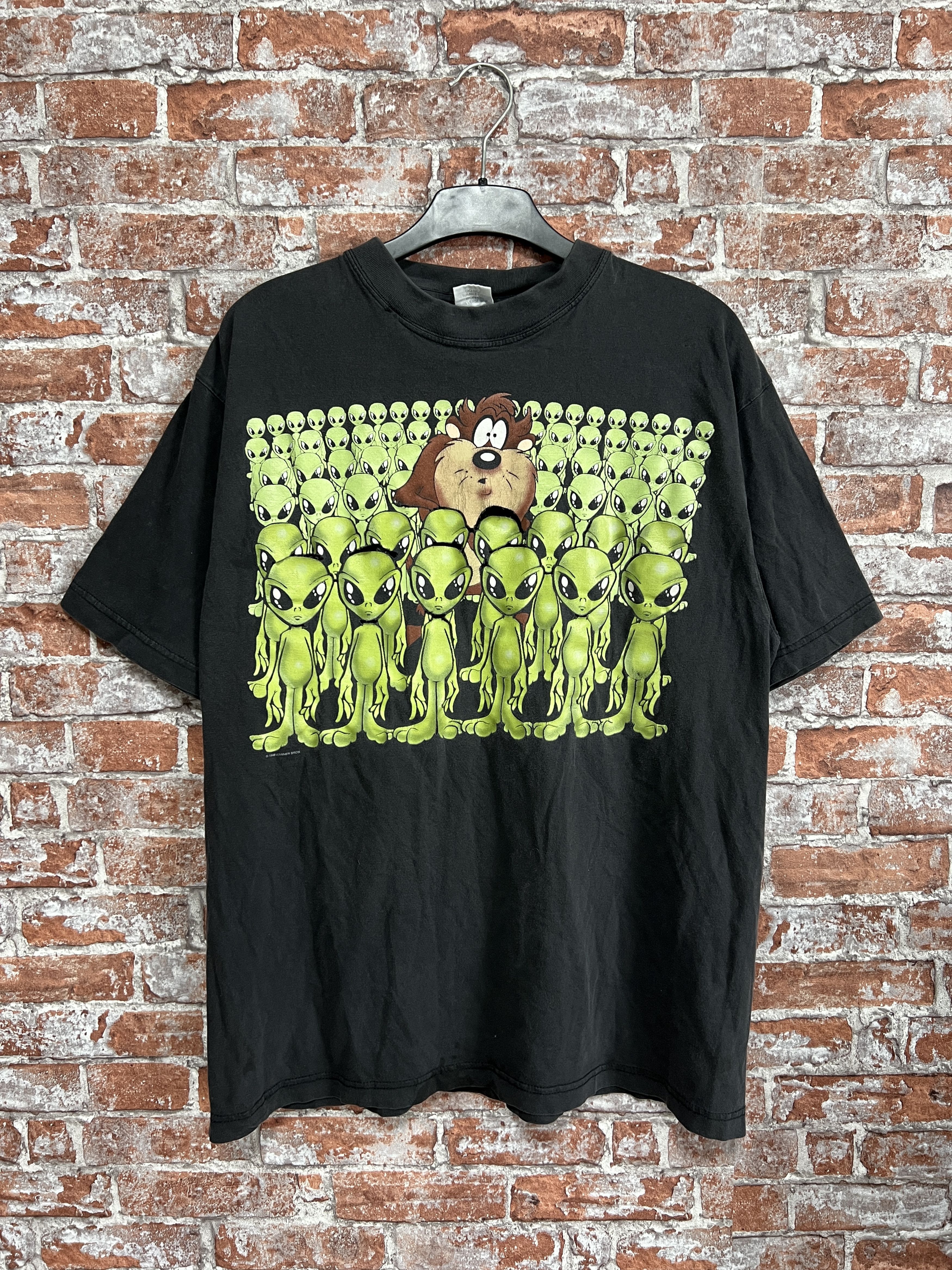 Cartoon Network × Vintage Vintage 1998 Looney Tunes Taz and Aliens T-shirt Size US XL / EU 56 / 4 - 1 Thumbnail